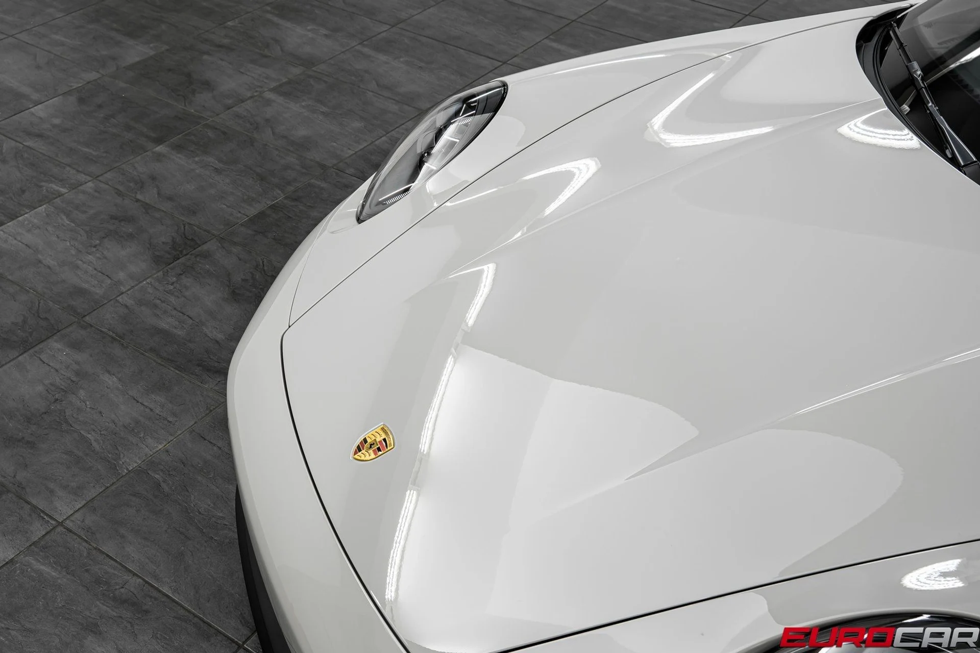 mph010_76301253_image_11_c9a32711e9