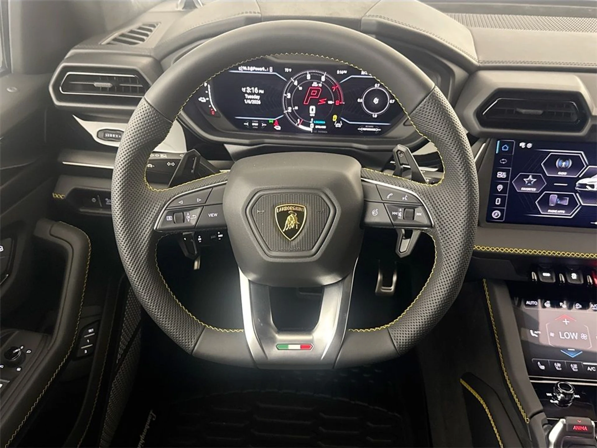 mph010_782634585_bf90f6dcc73c63344f94d80913068f70_562436603f