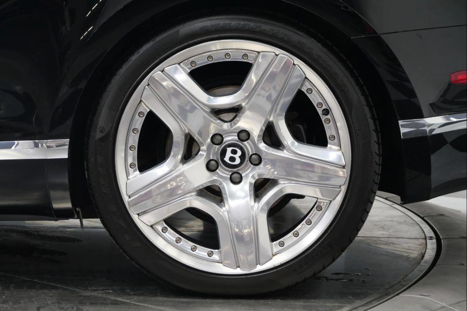 mph010_783773894_7_Im_AUZJX_z8l6_Gy_Ujqy_Mq1o_Rt_Vg_97374f8830