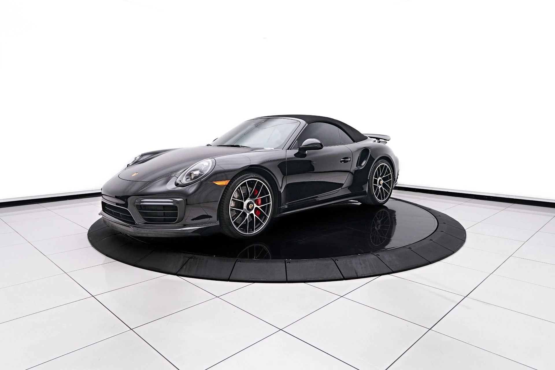 mph010_786028594_Used_2019_Porsche_911_Turbo_1750270685_c908d66883