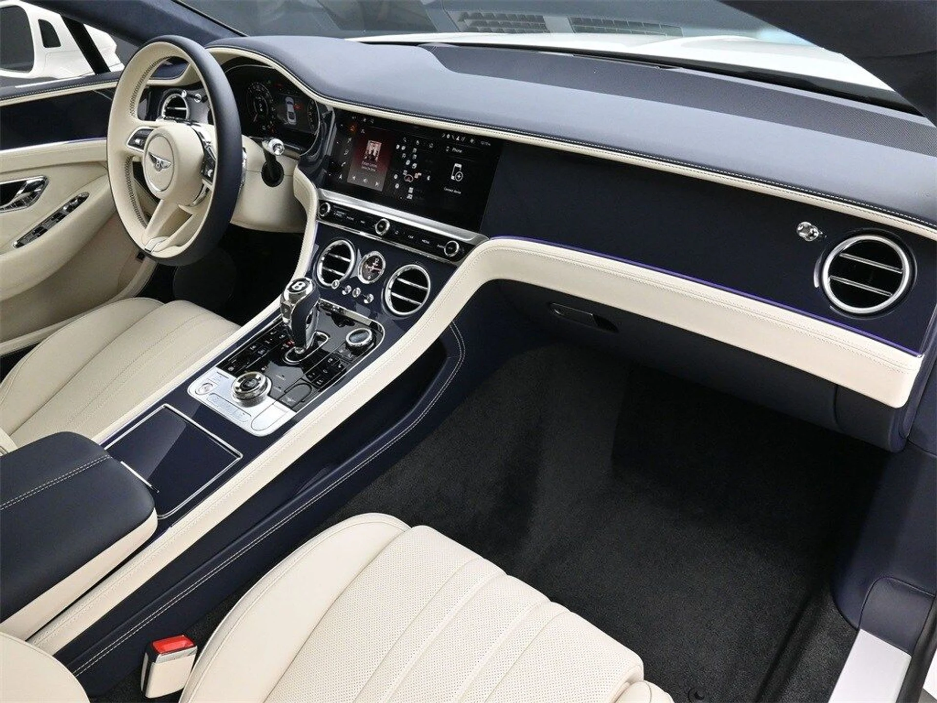 mph010_790333928_8f1022882555bddd84880a4ac1dbd927x_66b8b768e6