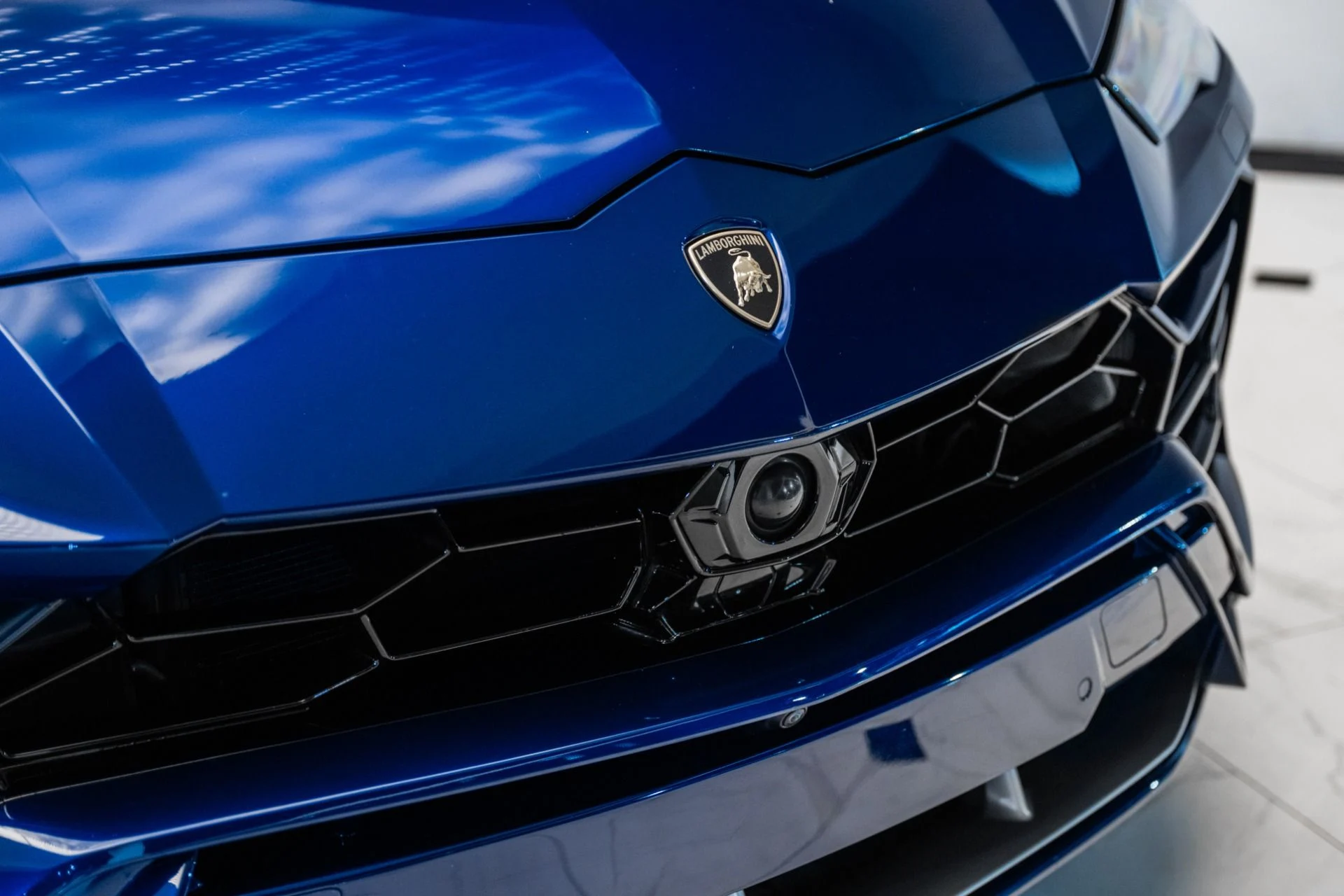 mph010_802011980_Used_2020_Lamborghini_Urus_1750177926_ae937b4f6a