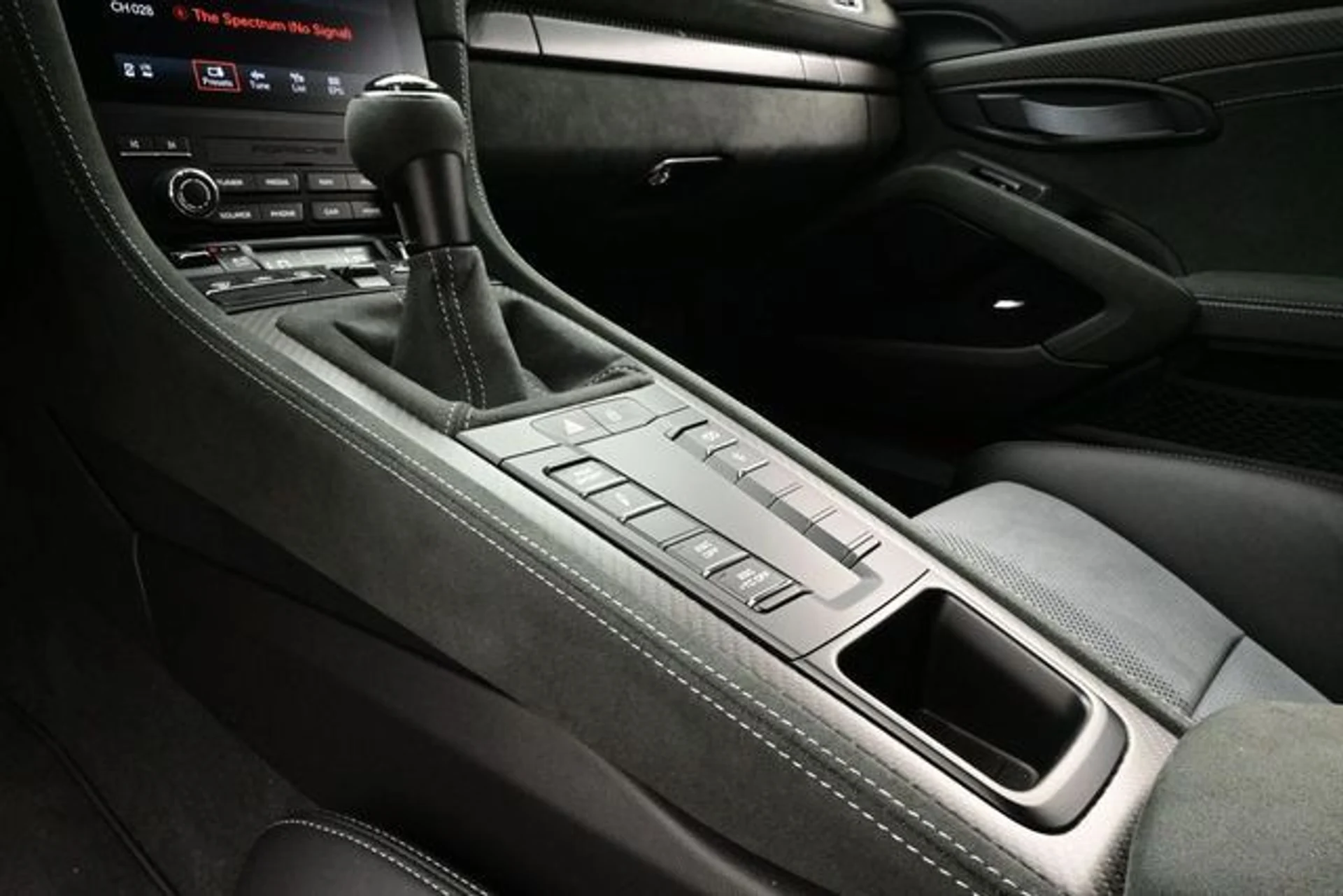 mph010_8031737_1cdda27ad60354451320fe972d5a8d26x_7f158989bf