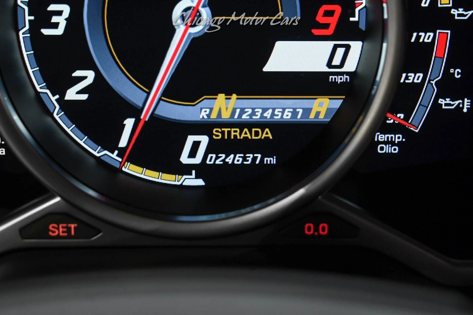 mph010_803671393_12975_p11_l_9386f98d5f