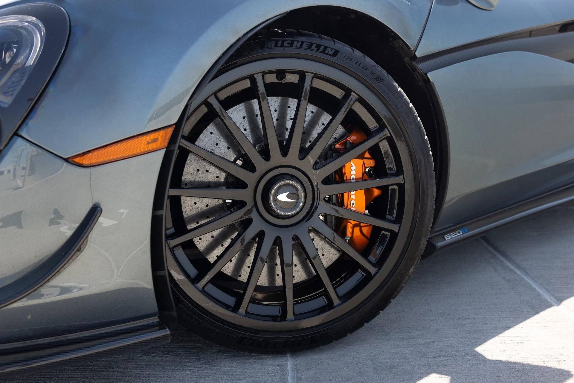 mph010_807207439_Used_2020_Mc_Laren_620_R_1785795567_8a2b962a9a