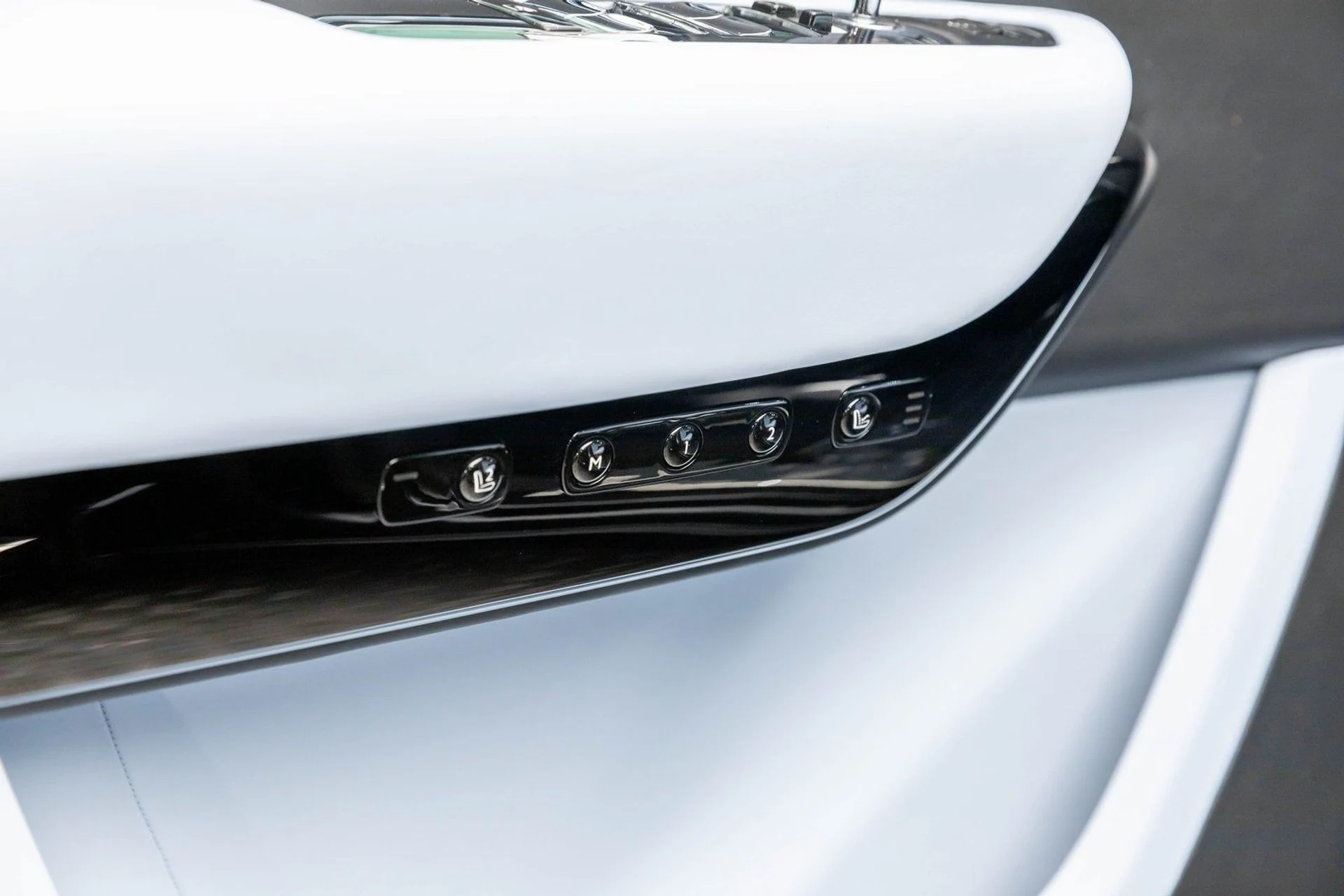 mph010_810117348_11_706ee49bbd