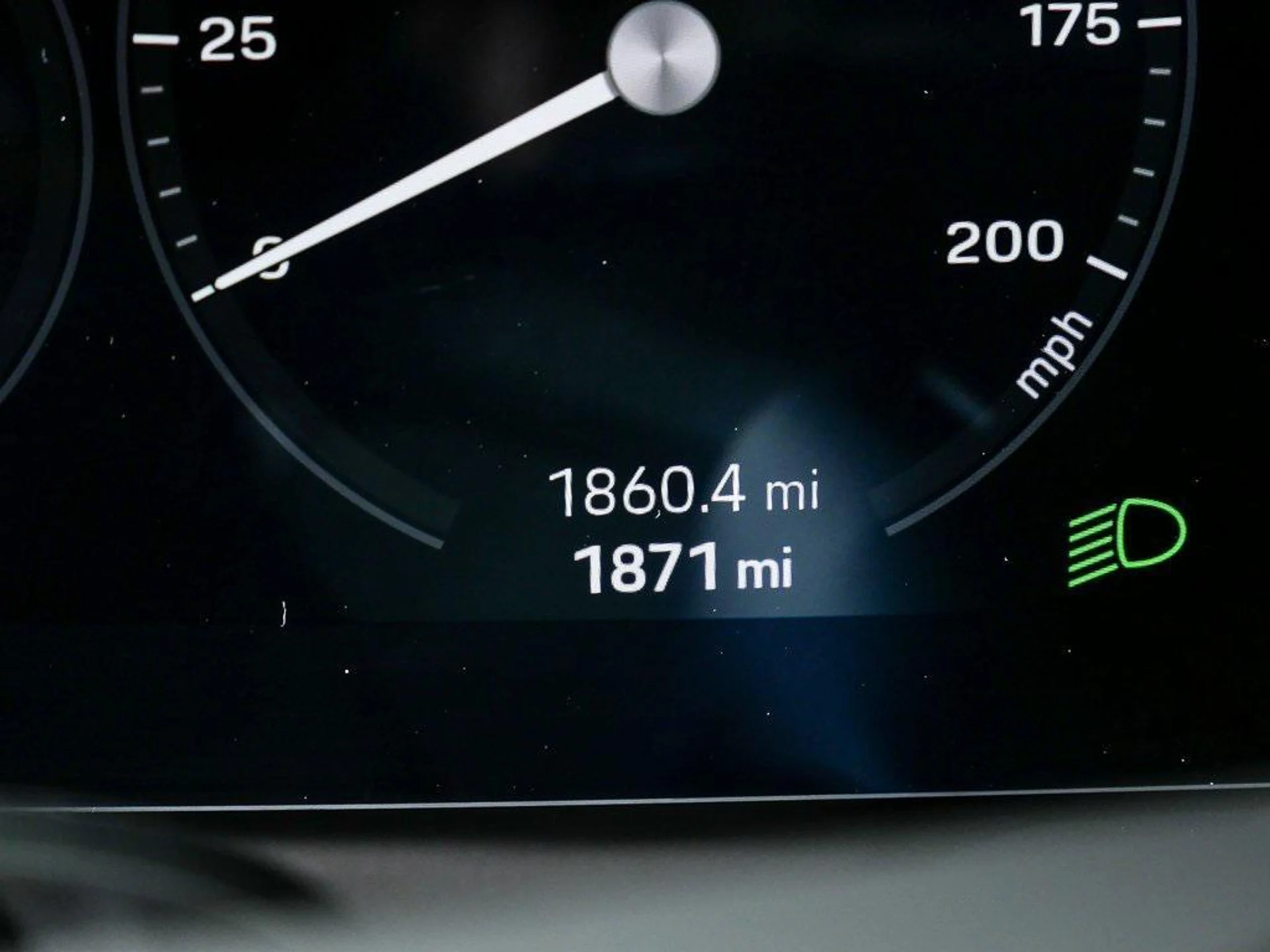 mph010_813548808_j_Ec1i6_H_Qp_ZB_Zb_IWX_y0qfum6k_Q_a897da8cbf