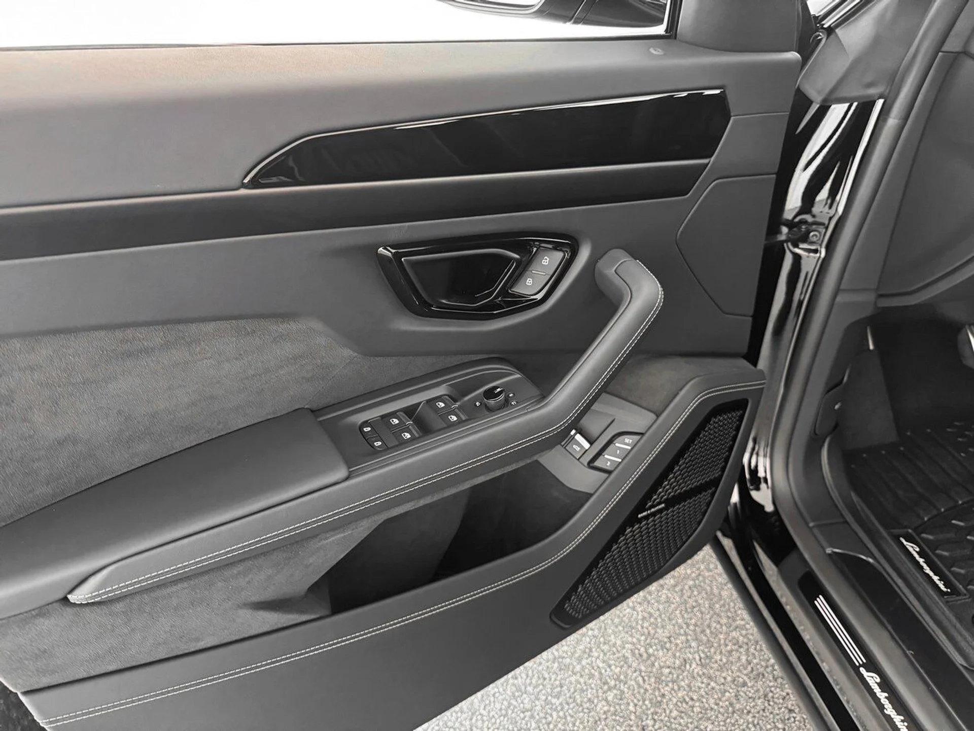 mph010_817944193_172e03d0ba05a74a94ea3eaf7d3a78b4_b670ca9962