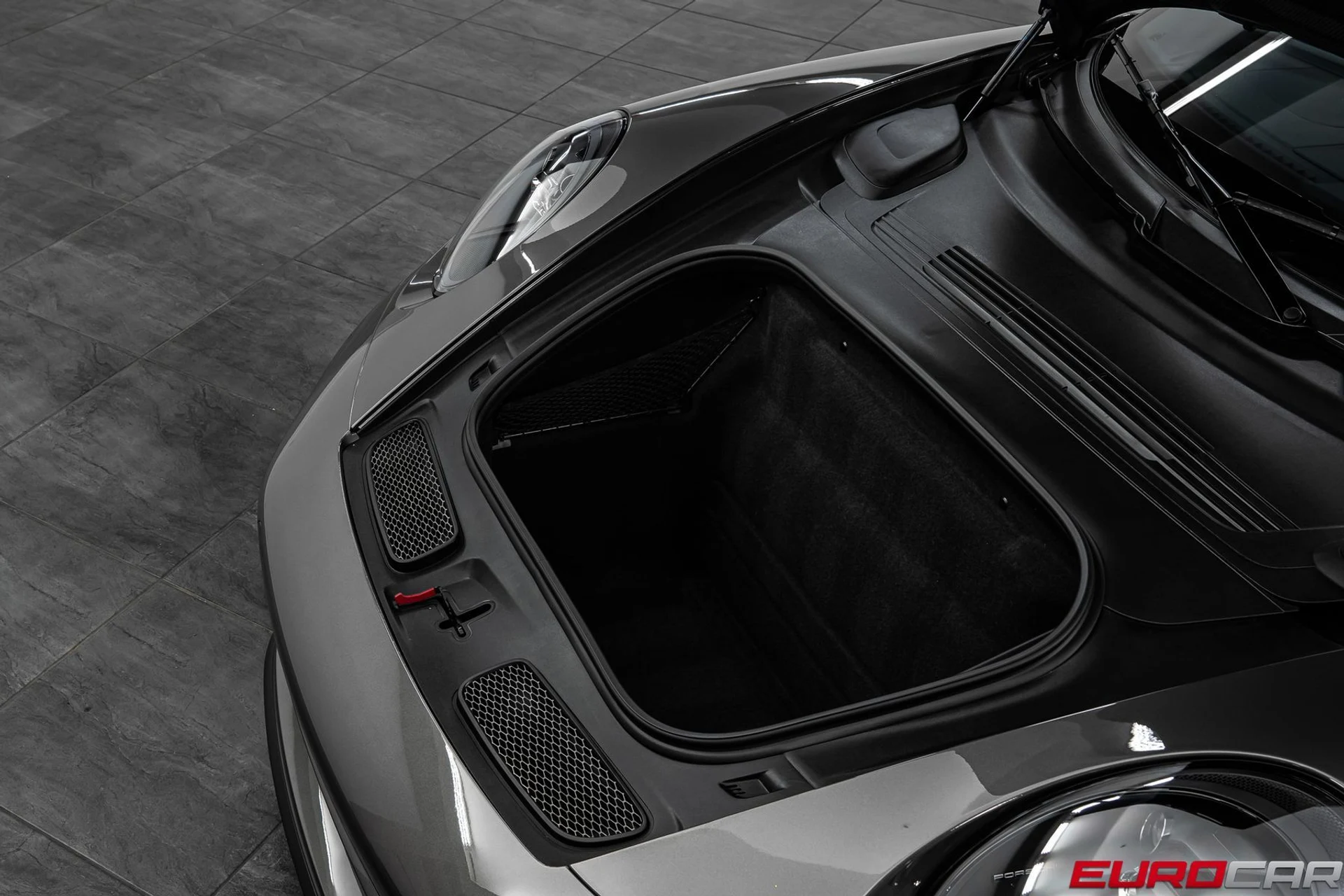 mph010_82441083_a218c4fd_01ec_44a9_98ee_915a6f4d7aa7_fd5e871814