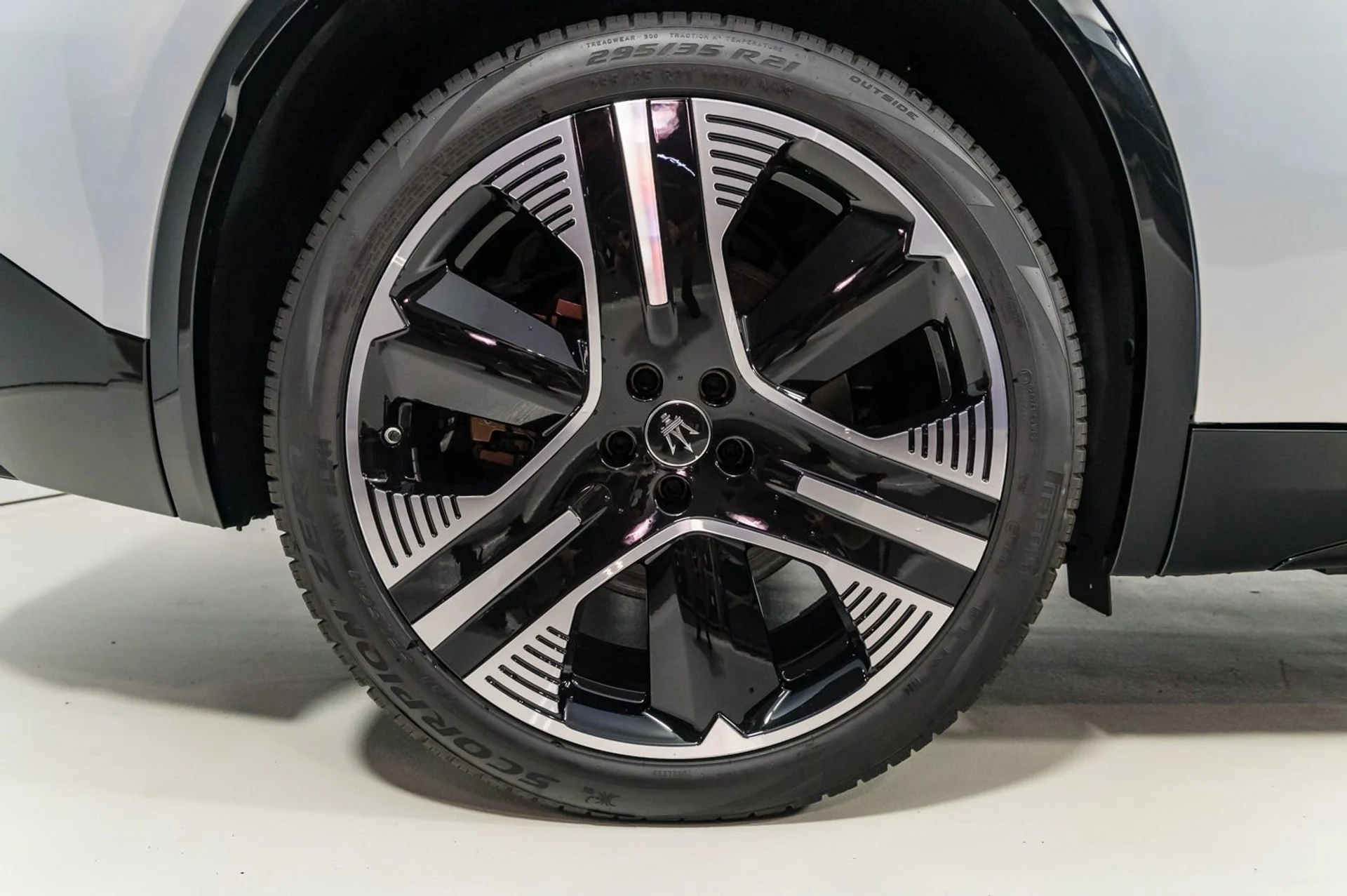 mph010_82723164_bd06d59d88884601a54a15ef267d4847_8d62292382