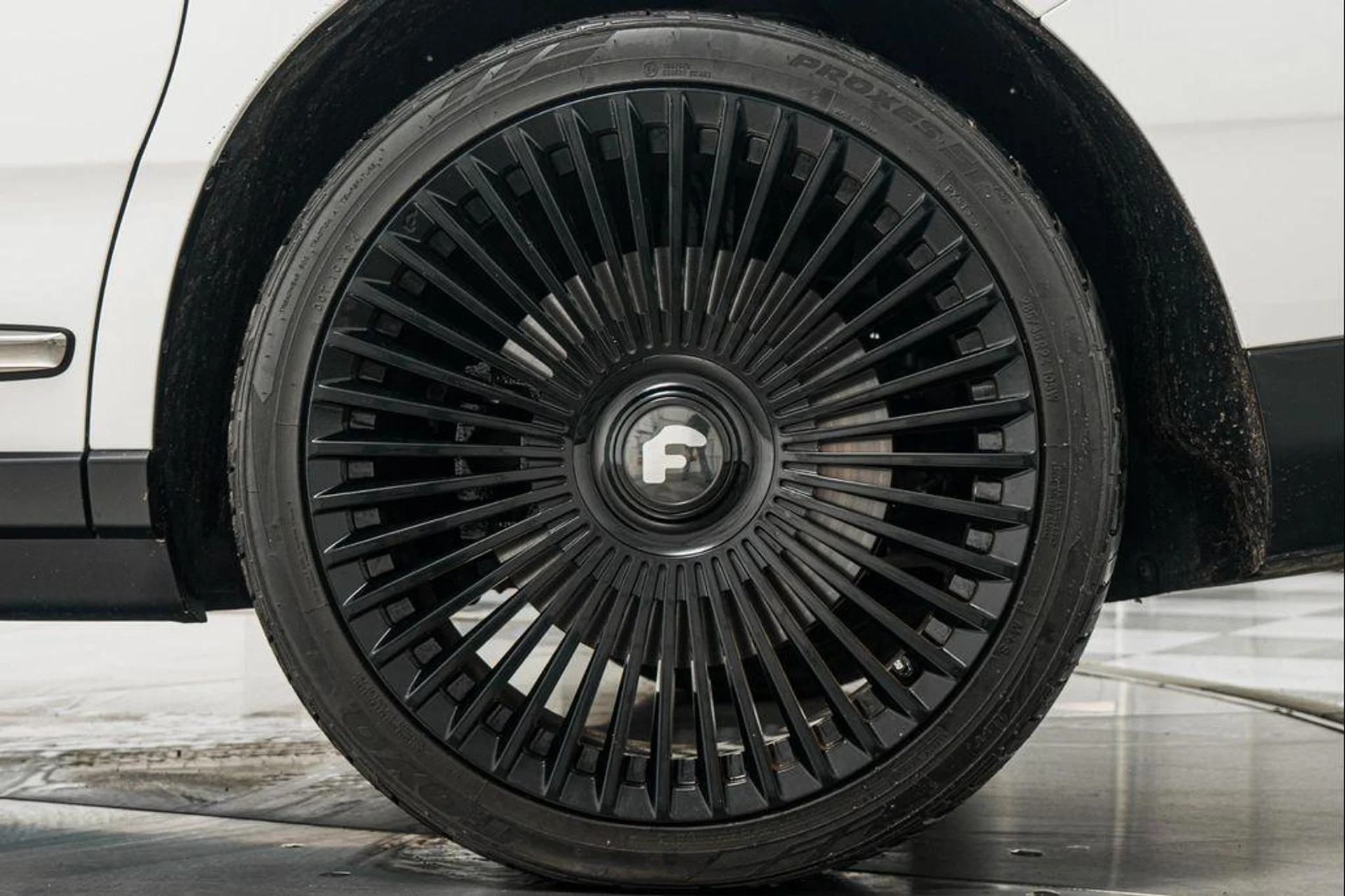 mph010_829234361_Q_Cj91_UR_Dcr5zspu_Pk_M_Nbh_9_Jdn_M_95092bd2c0