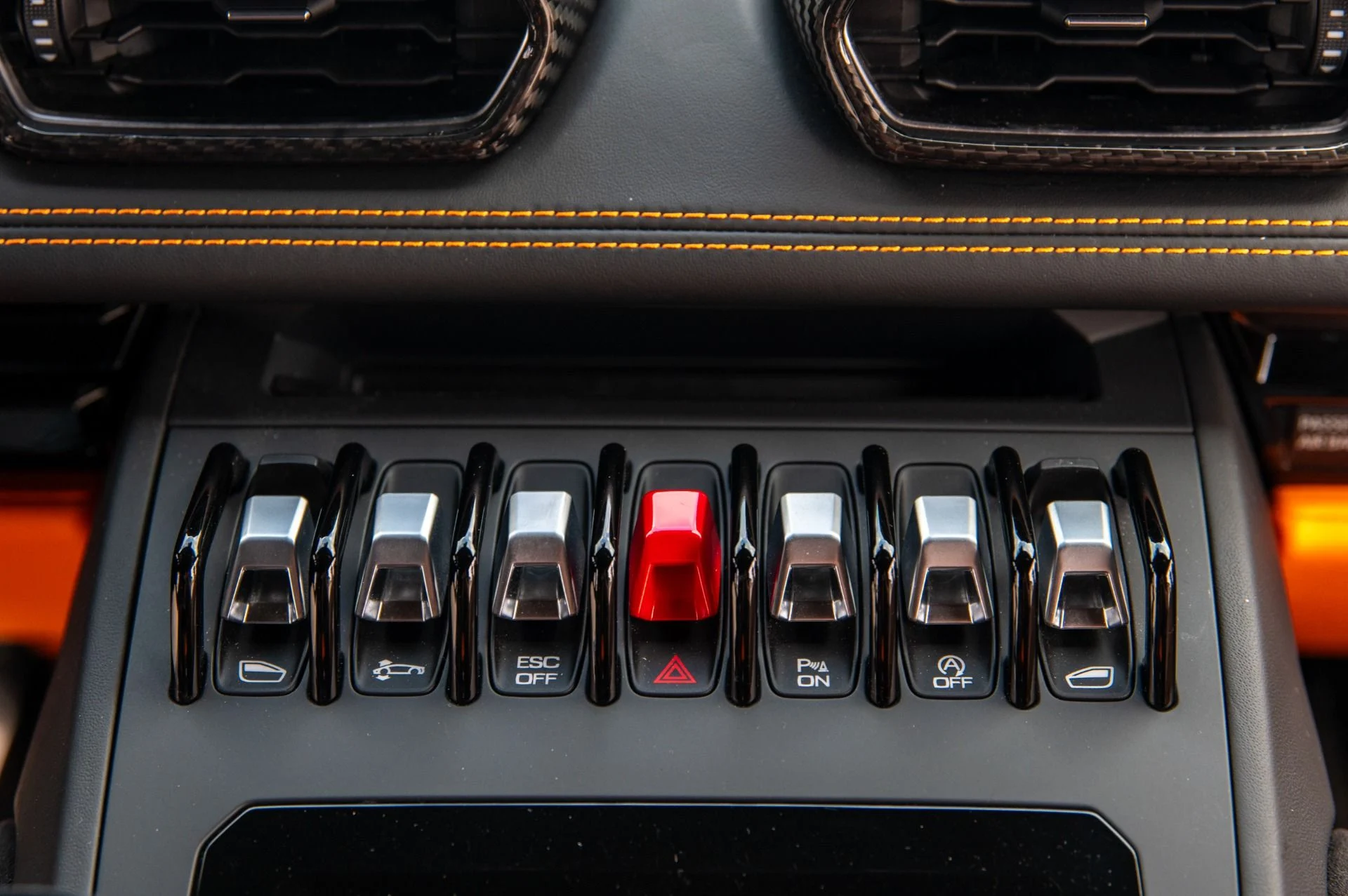 mph010_842034869_Used_2021_Lamborghini_Huracan_EVO_1753824342_0802a1e9a7