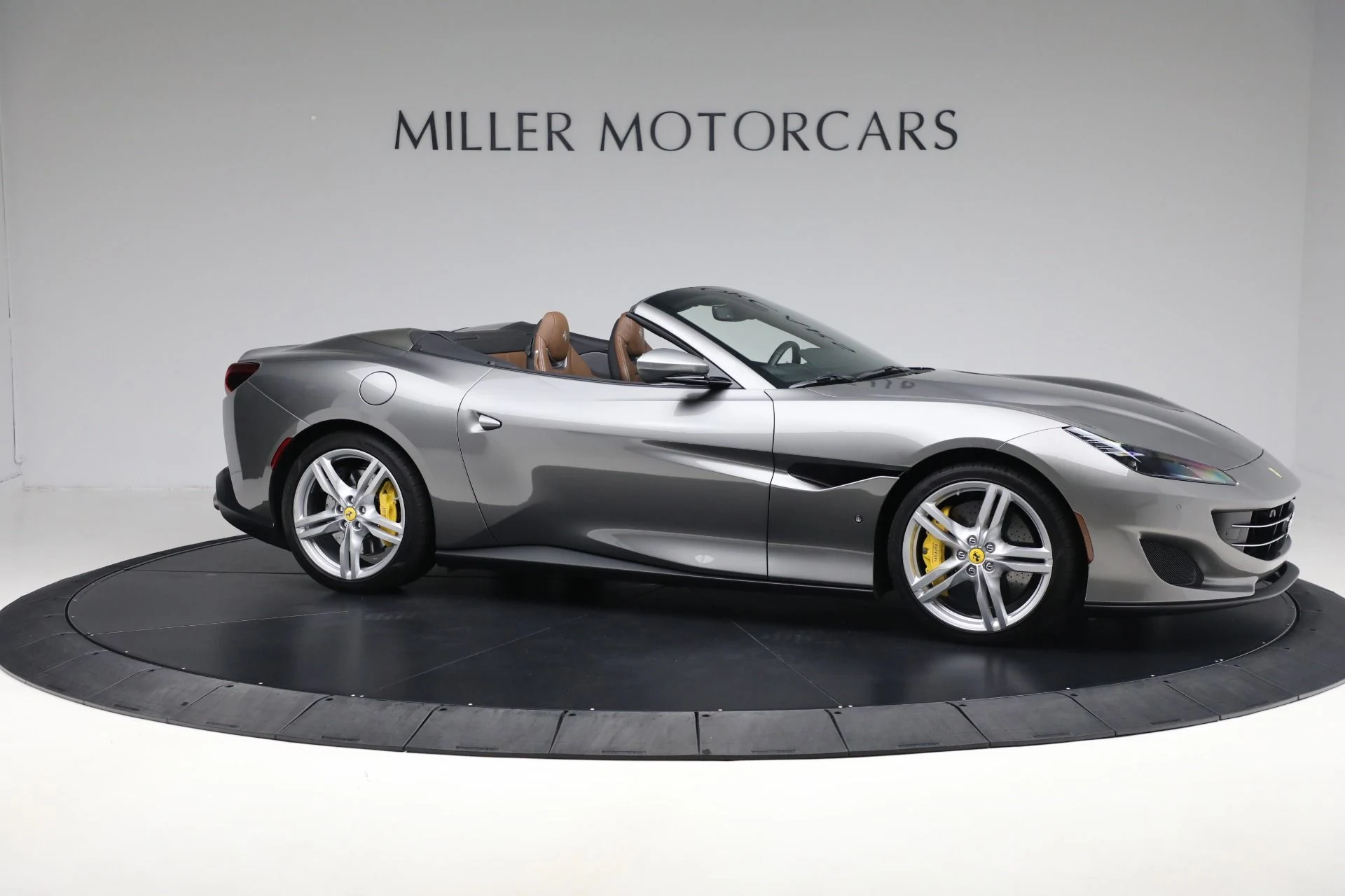 mph010_844469150_Used_2019_Ferrari_Portofino_1f1e370bcf