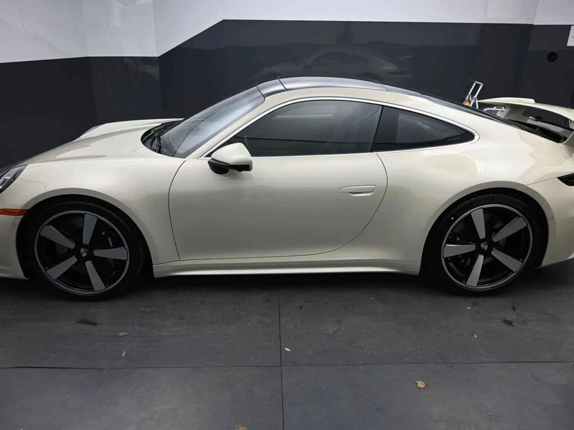 mph010_845026703_72cdb1d7de3e9fbfc5fc23347c52a5c2x_3f1fceff00