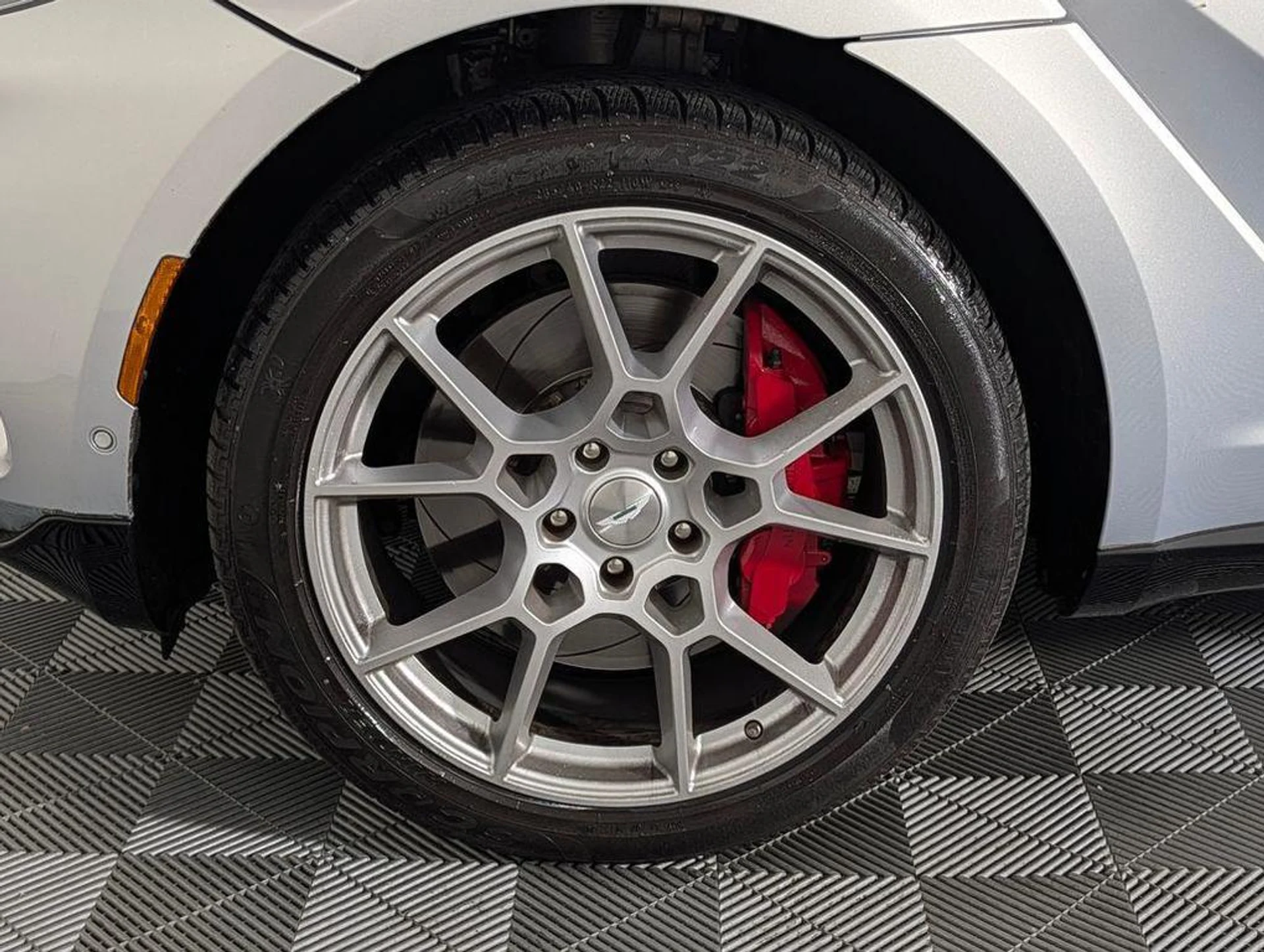 mph010_851394967_qpt3_Qz_Fqvq49n_B660_NC_Xnd_Jrv_Mc_fc959823cf