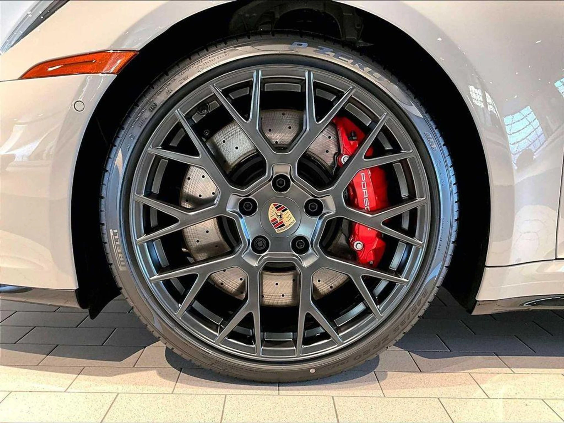 mph010_852159207_cw_TR_7_fhpgj_Kyxdpn_Asl_To_E_Gb0_d773f44597