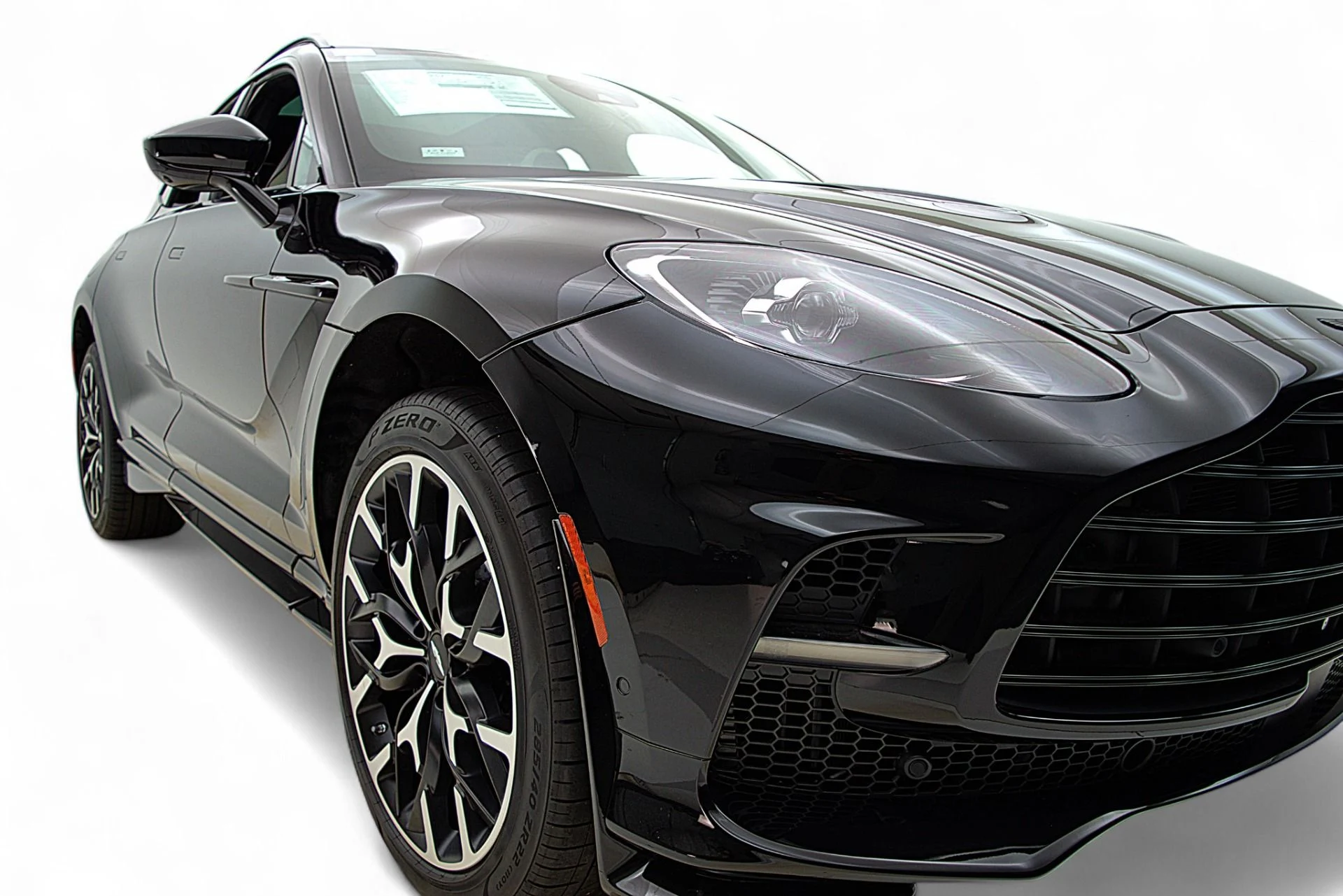 mph010_85616085_Used_2023_Aston_Martin_DBX_707_db9e06c3e1