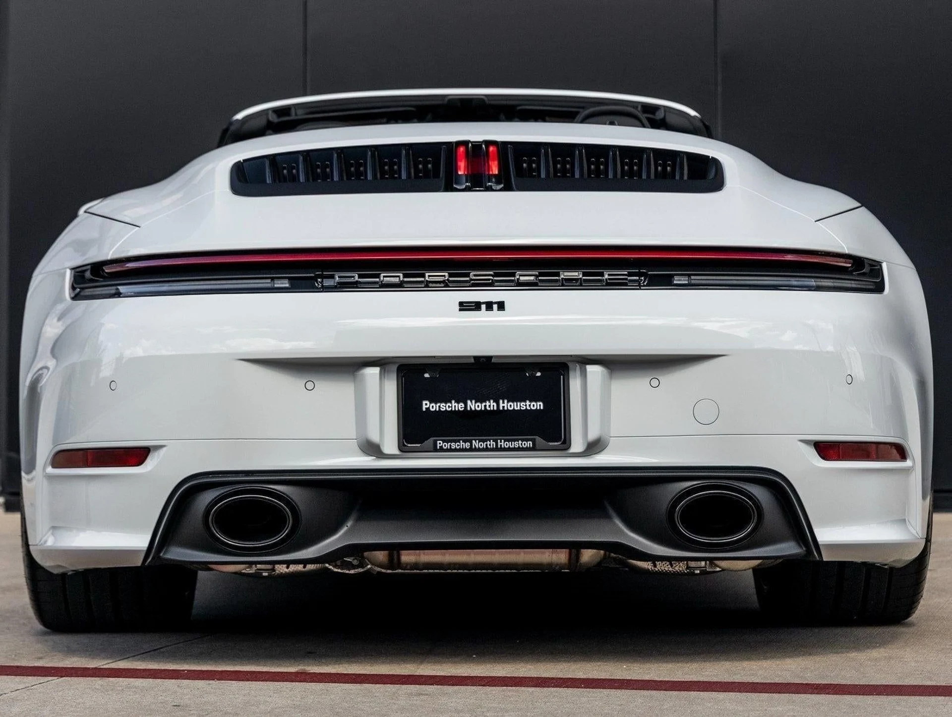 mph010_858998758_11_70a6b3e167