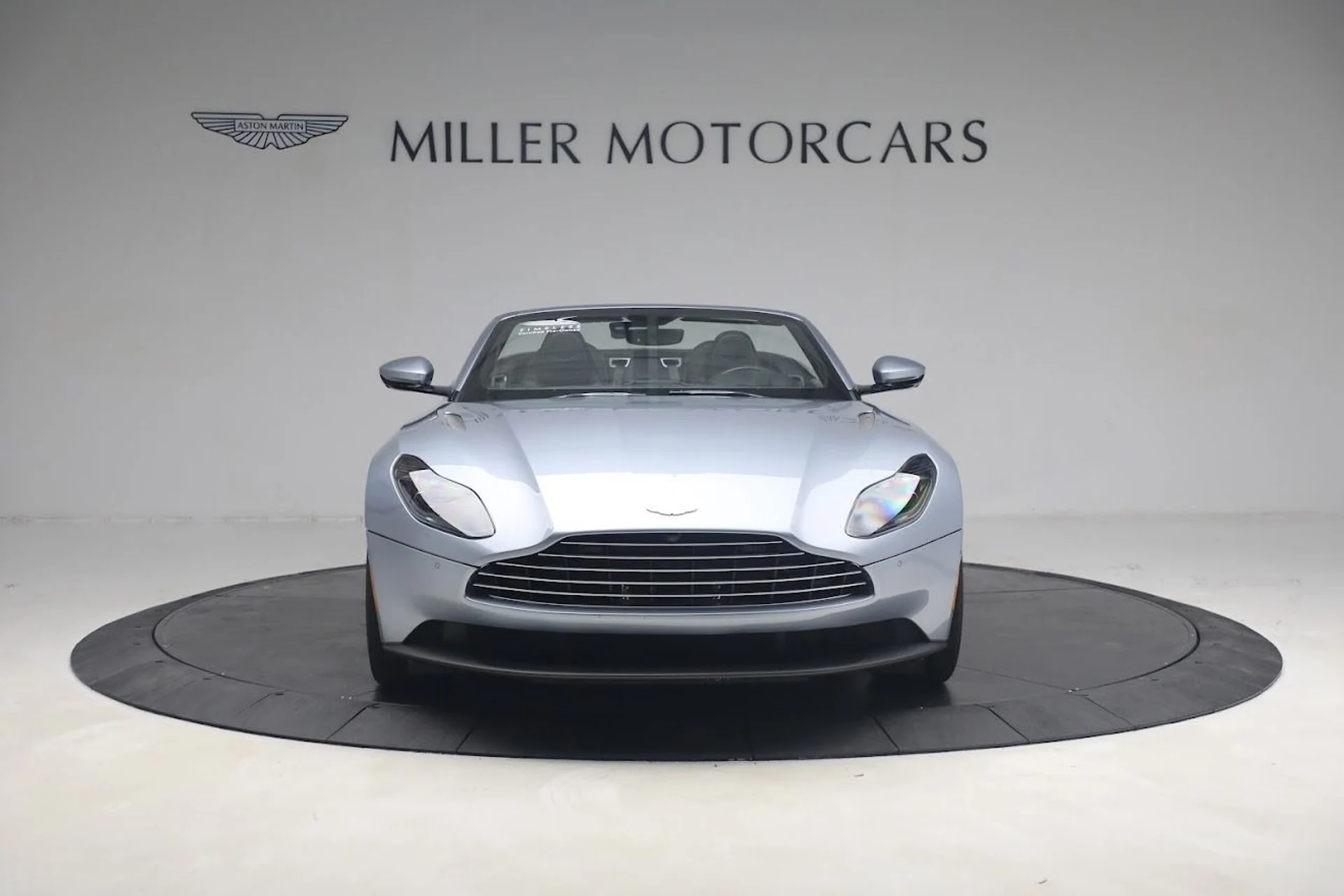 mph010_86264319_Used_2019_Aston_Martin_DB_11_Volante_0590b19dcf