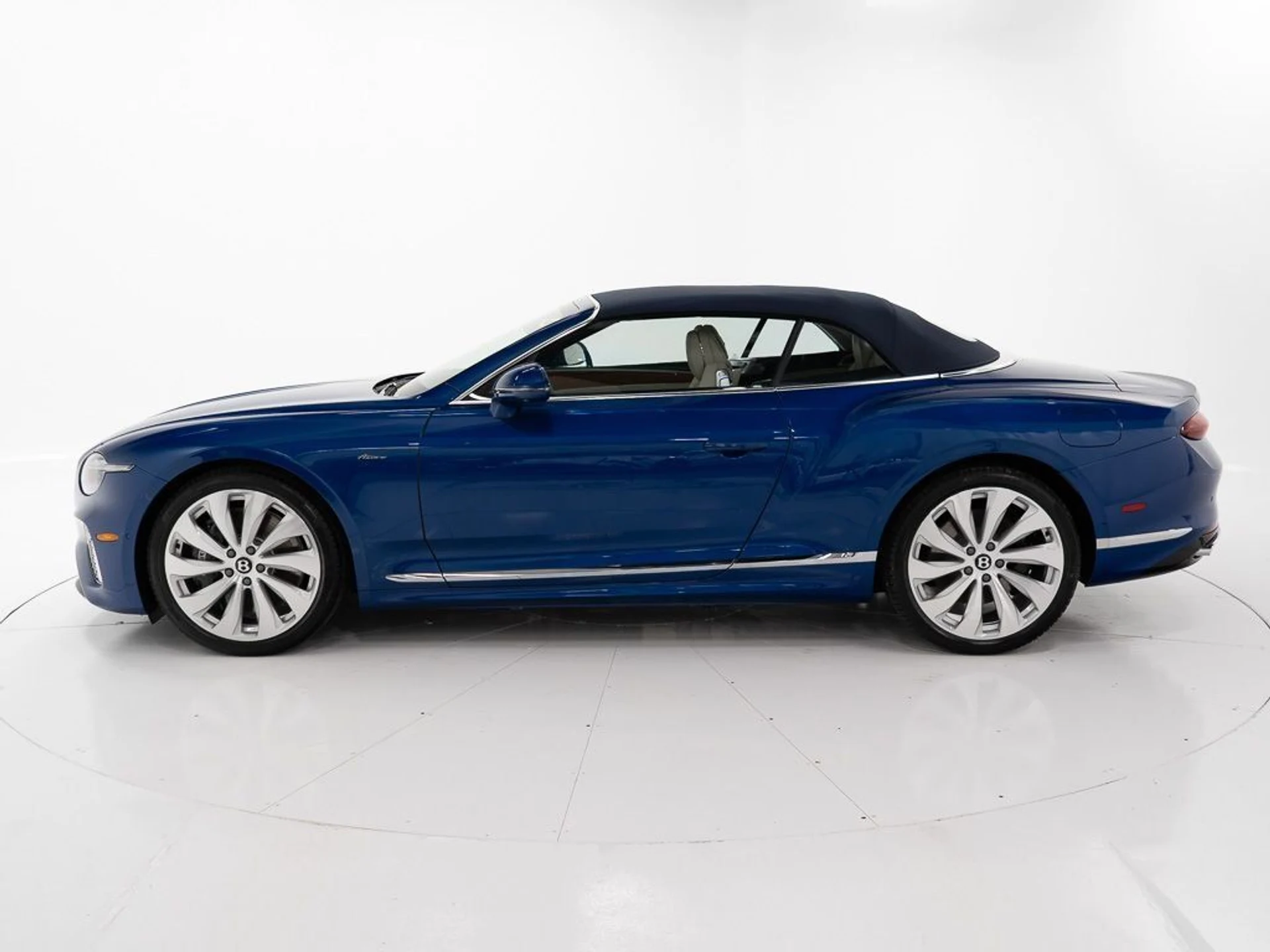 mph010_873327646_3835894010e9ff9de4511afc86904e31_3ff3d23069