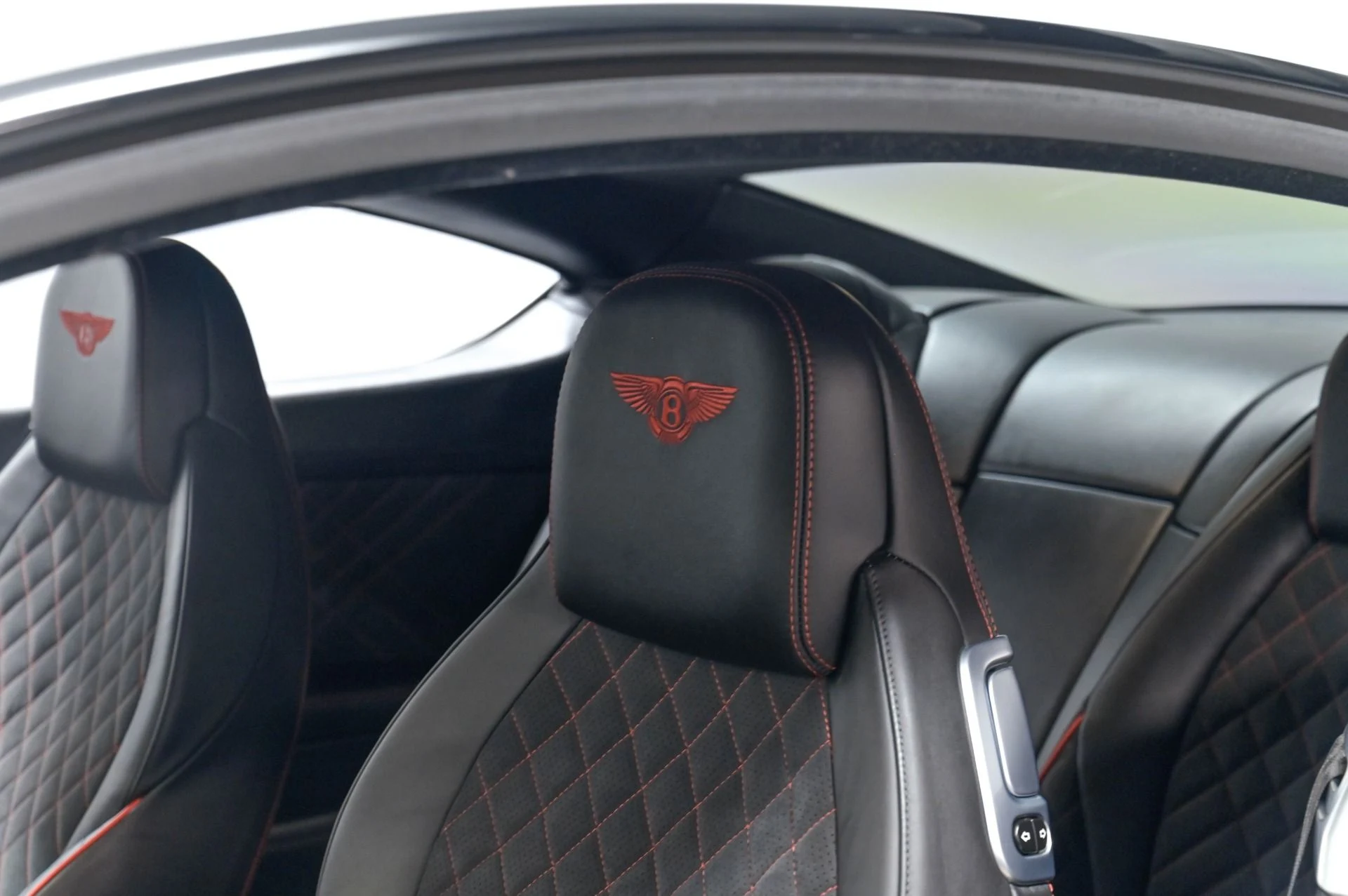 mph010_875057433_Used_2017_Bentley_Continental_GT_Supersports_1782757746_870f18fdb3