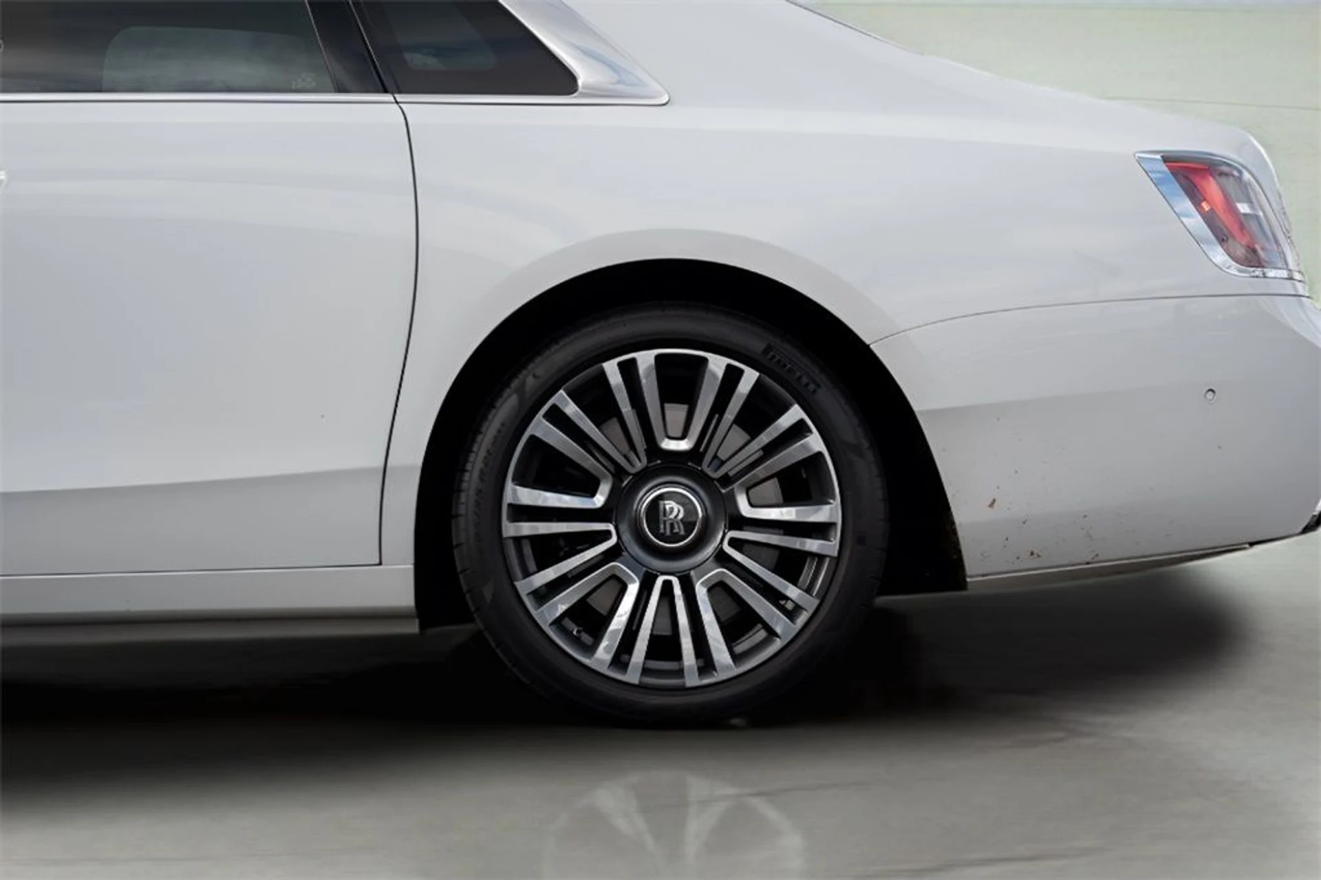 mph010_876109003_image_12_55ce12fd4e