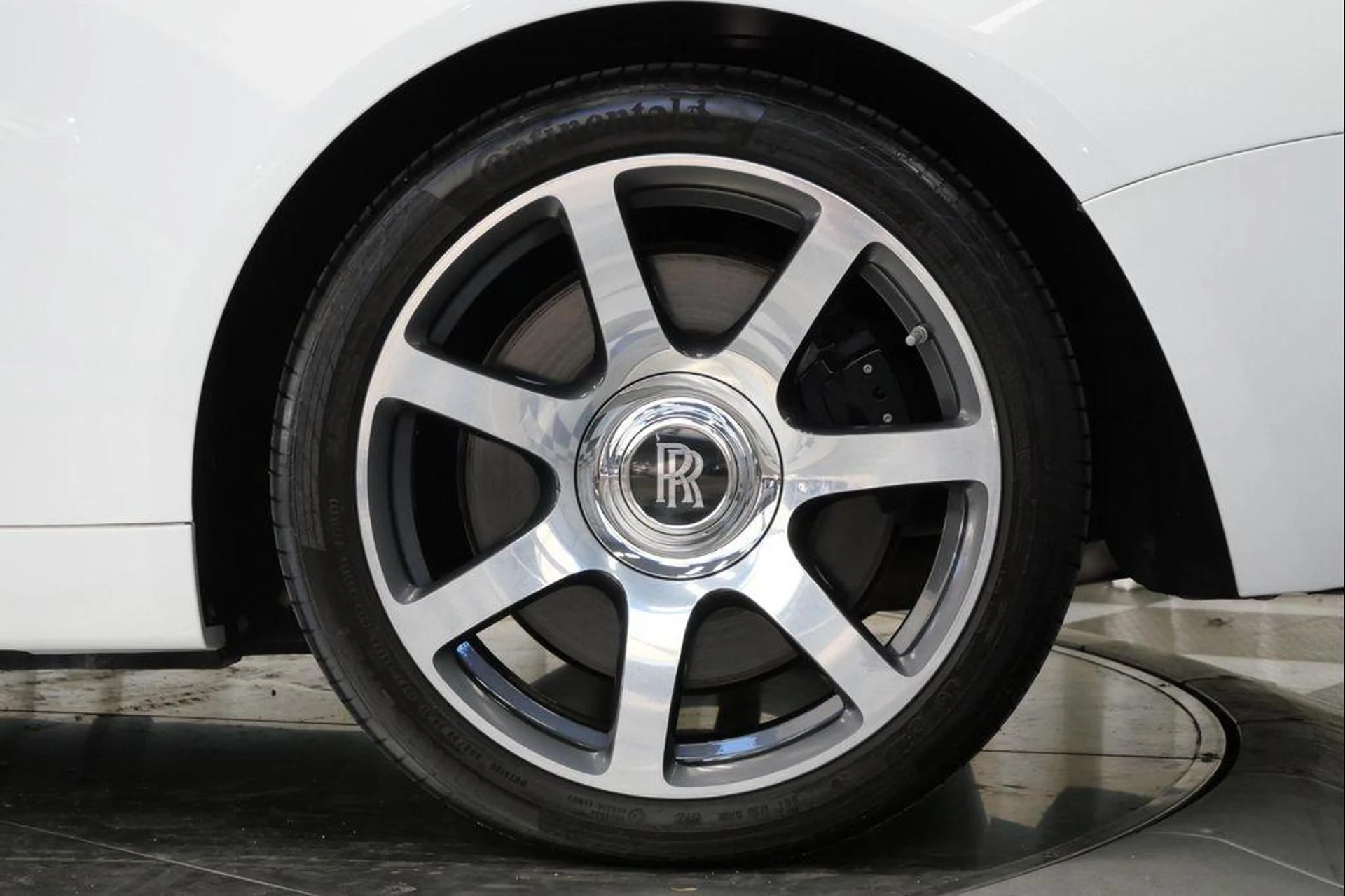 mph010_879057798_mlnicnuk8c4pl_YU_5_bi_Tar_HGB_Qw_4c71c6ca9e