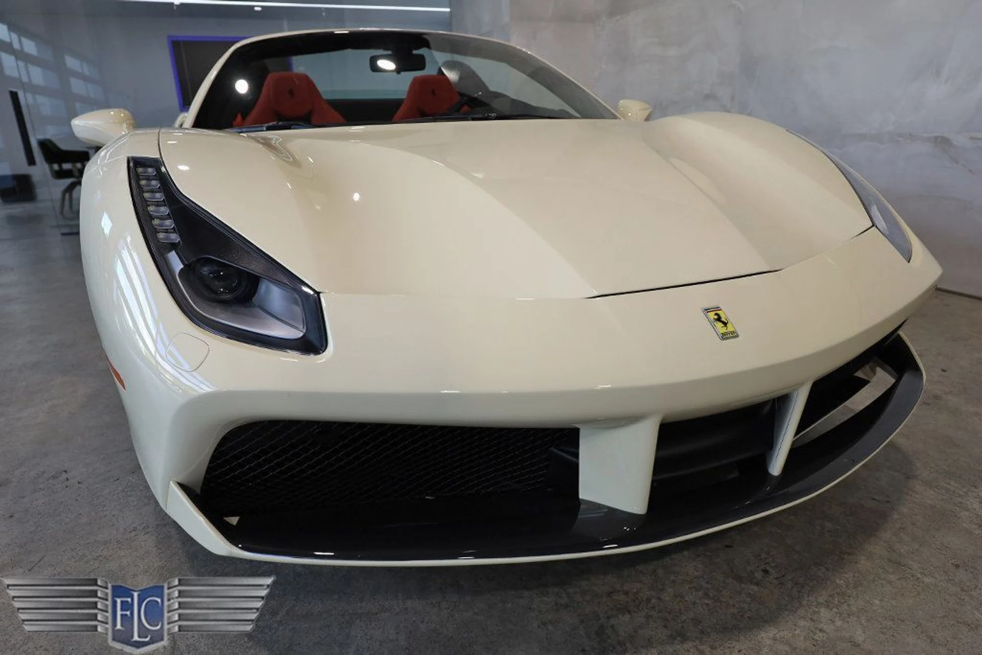mph010_880088370_used_2018_ferrari_488_spider_convertible_9689_22993121_11_1024_a1c1b3fe1e