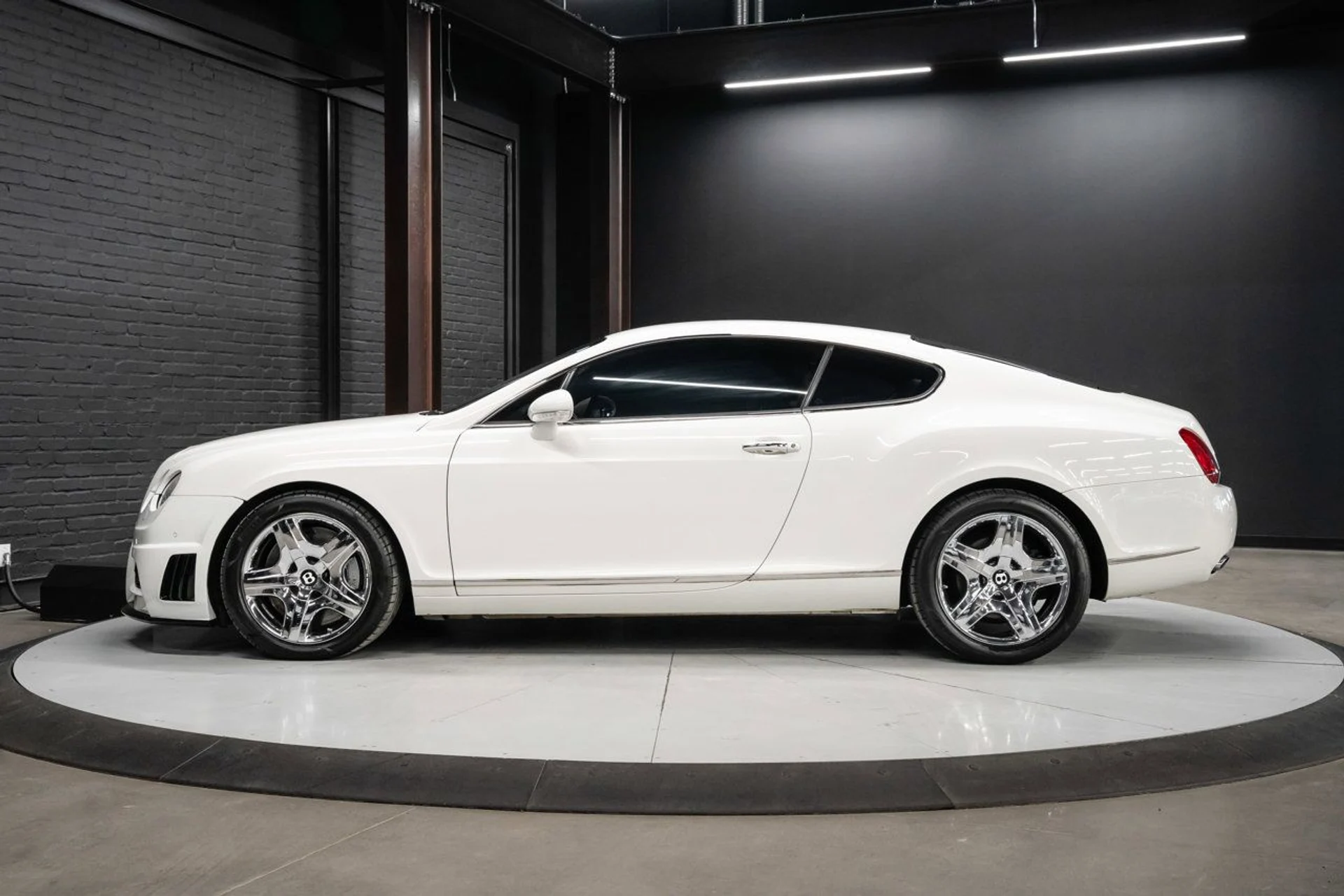 mph010_880998517_bentley_continental_gt_2006_f3e5ad5712