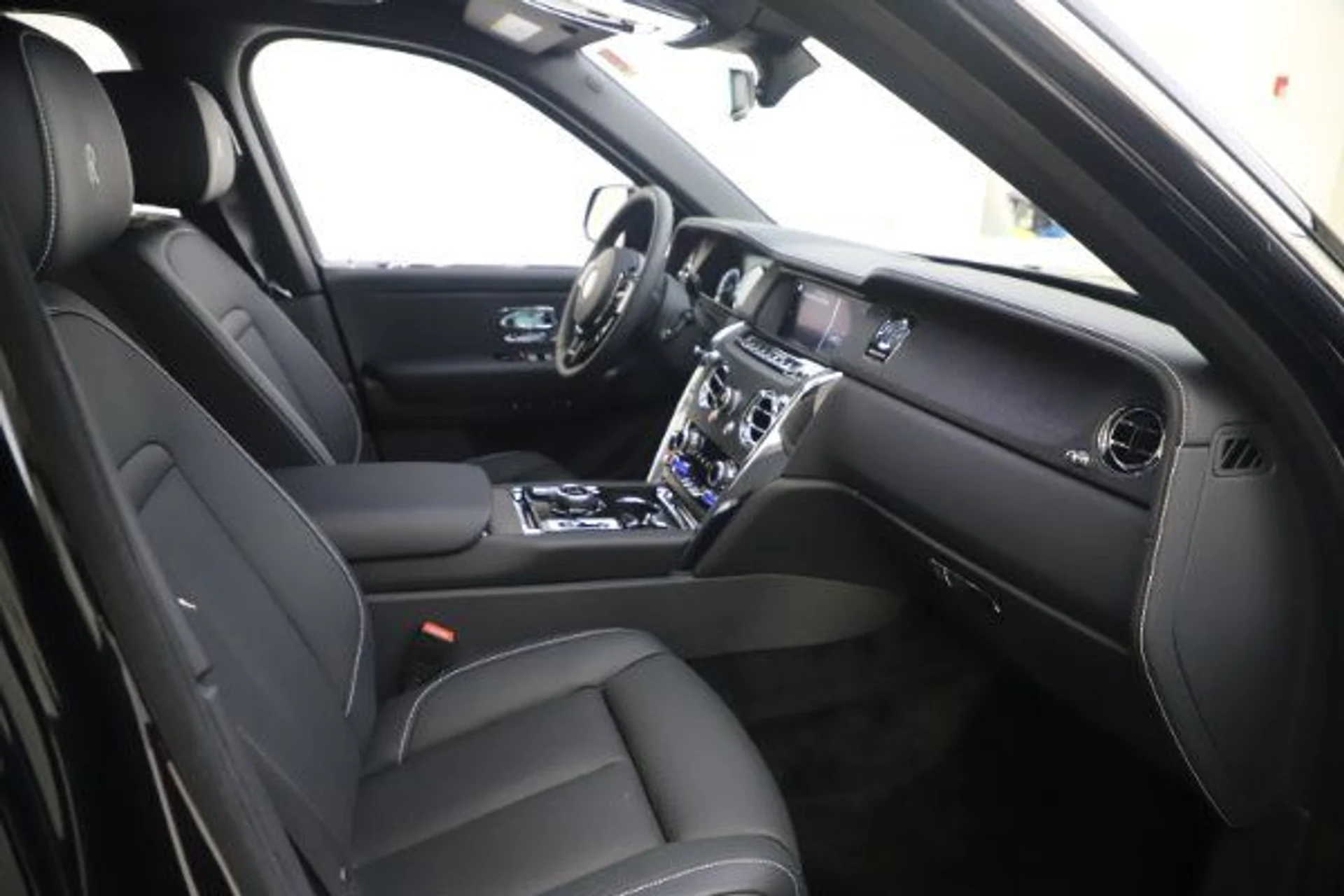 mph010_884393139_Used_2020_Rolls_Royce_Cullinan_b8750d03d4