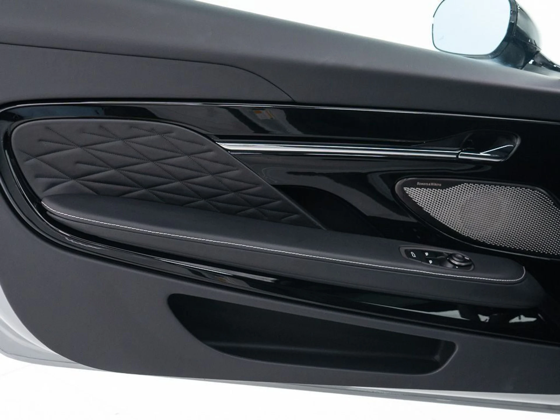 mph010_886880633_1e7f5c53491dece3e6615e5916199c99_0a04b2b5d6