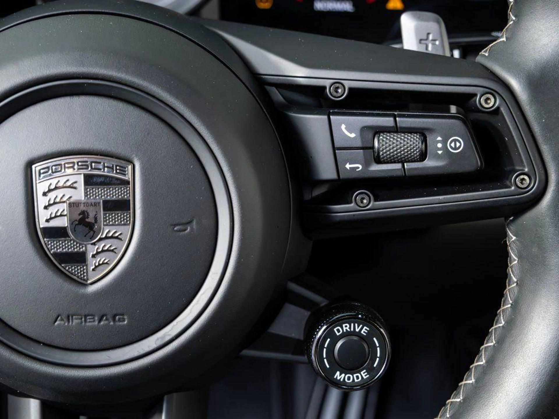 mph010_890005951_JEK_9w2e_K_Mal_A_Da_I4_V54zg41_Jc_Fc_e757ddc330