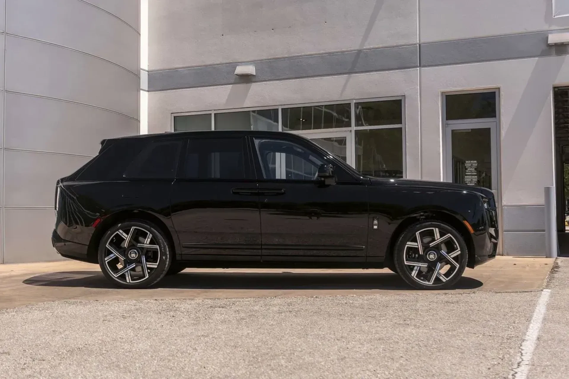 mph010_898392395_90a294fdaaa54c9a855f17a0de3b2b30_c53f6caa27