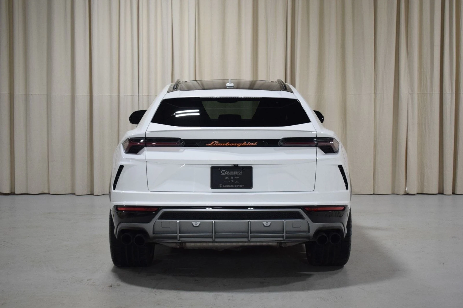 mph010_898608411_32b1bcfbf9cc2a471223704ef0cd6632x_cc575ec7f8