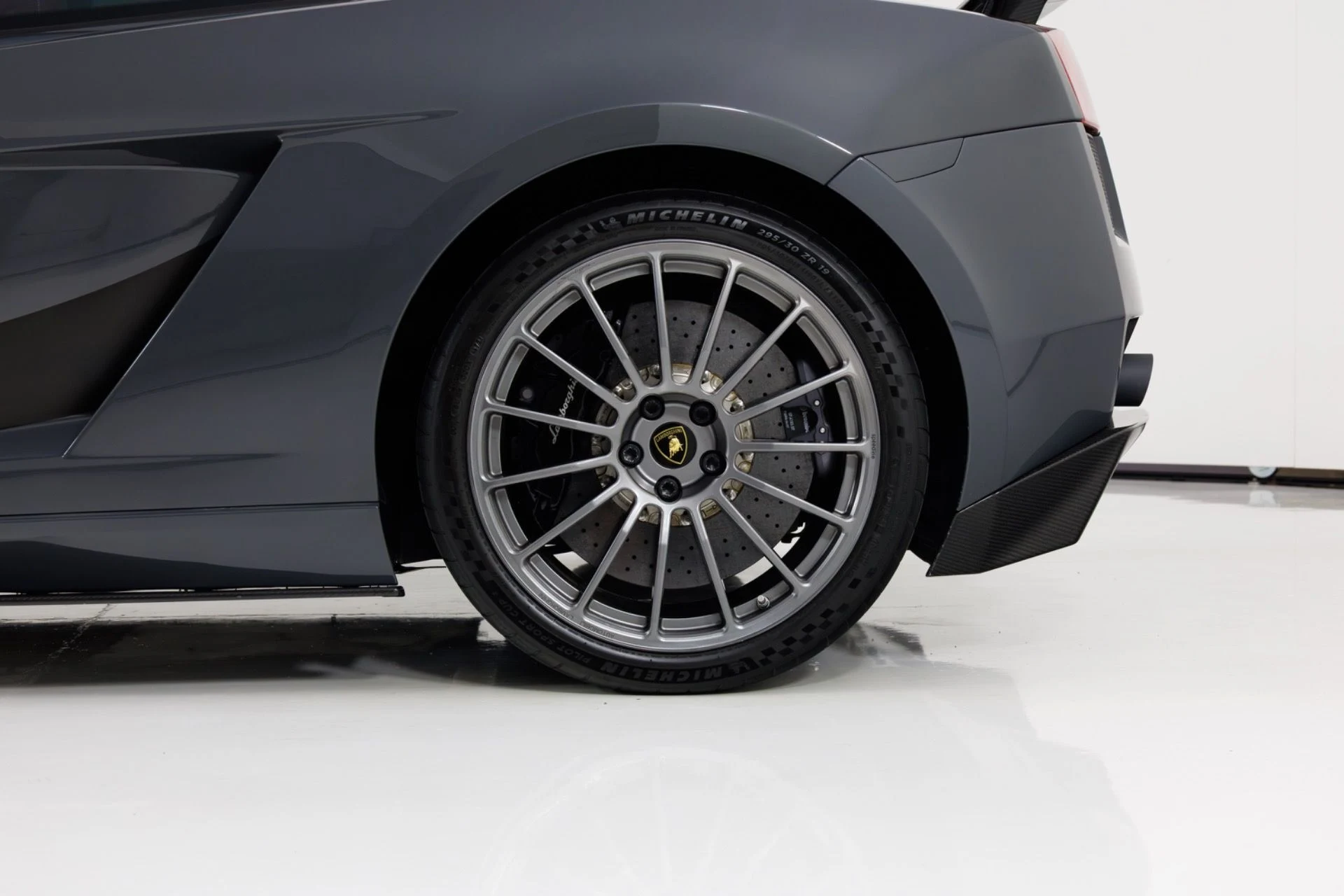 mph010_90041290_Used_2008_Lamborghini_Gallardo_Superleggera_1775229365_7d86064cee