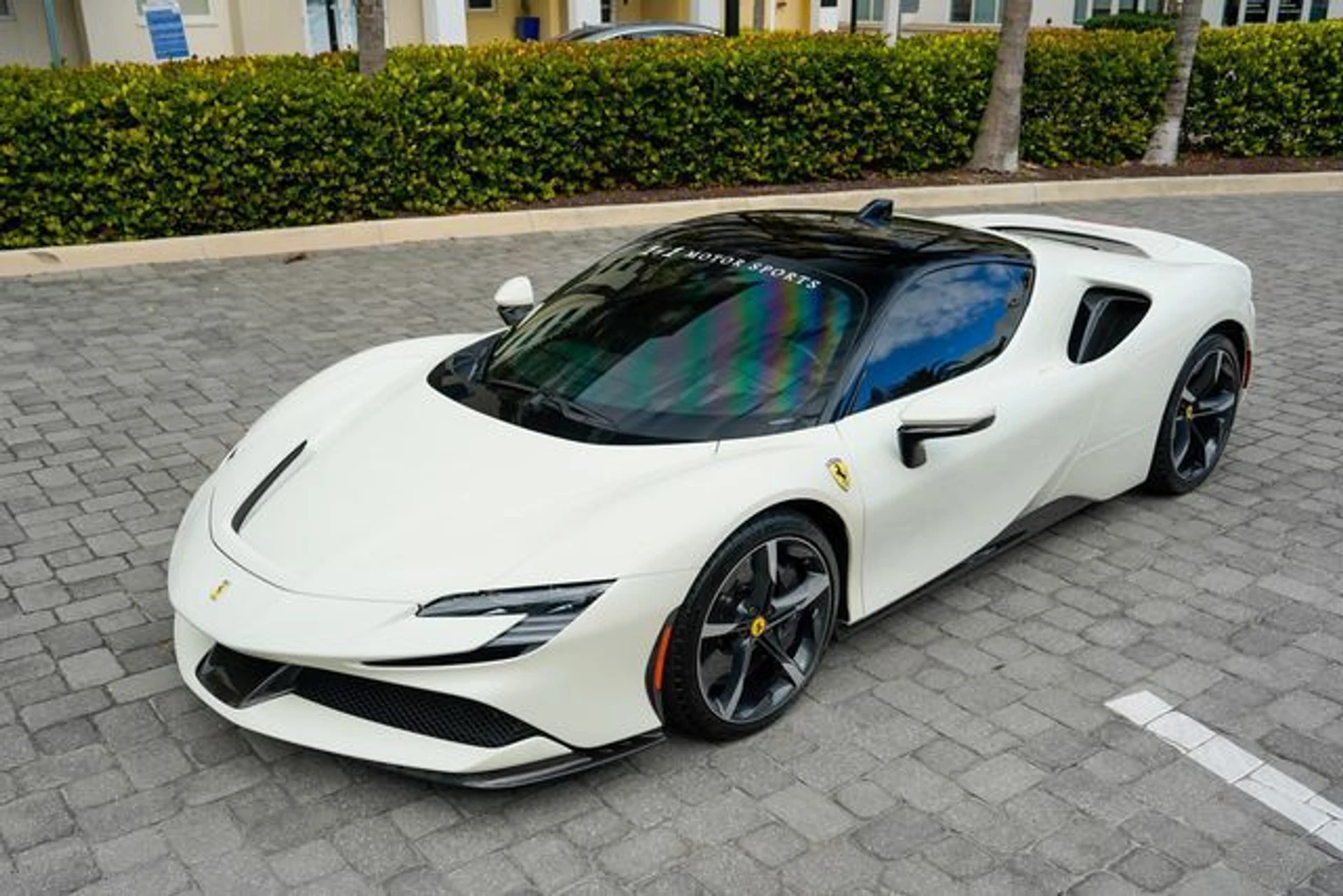 mph010_904052564_22977808_11_102867960a