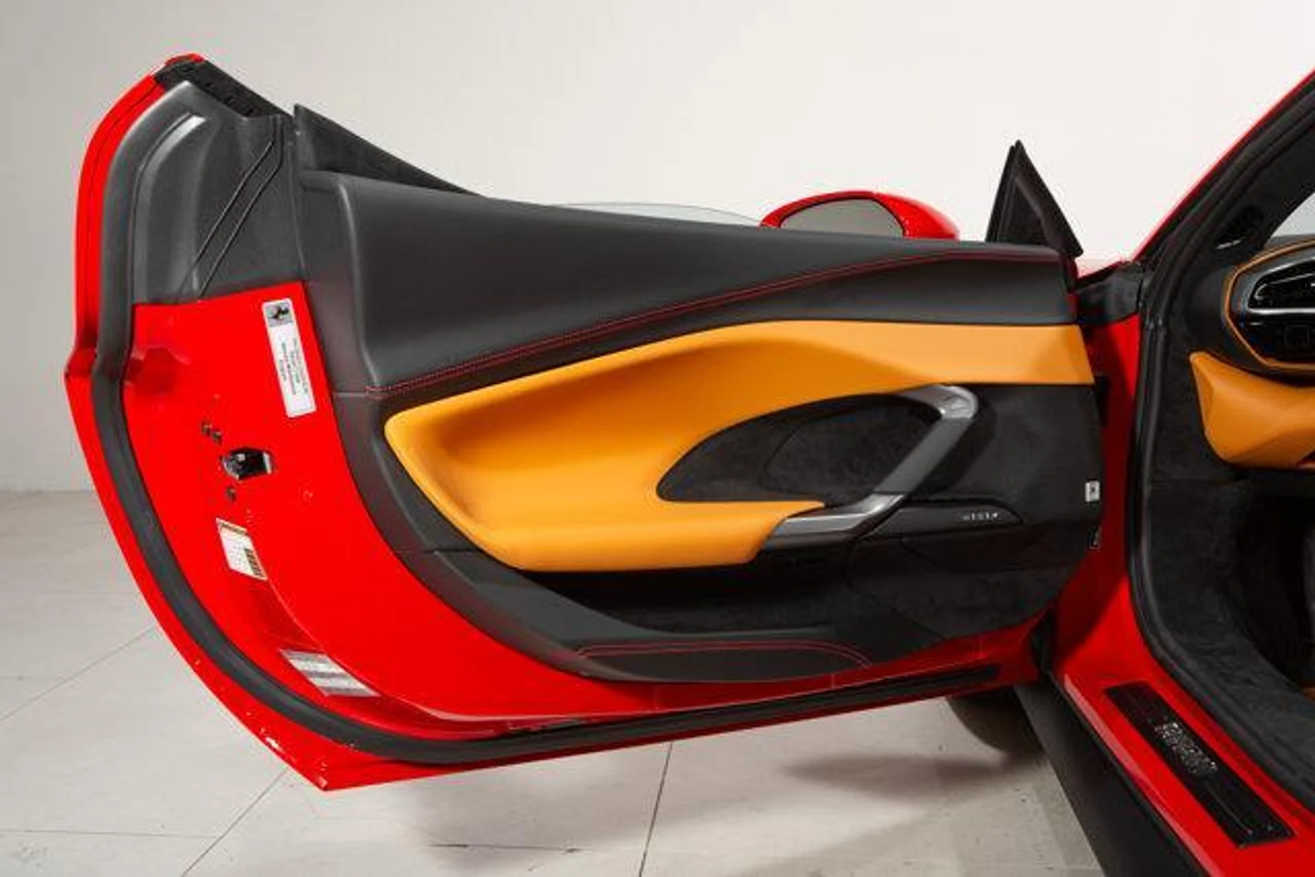 mph010_910302193_az_Tvt7_ZEJD_Hjbl_Qmv_K_Gkl_PH_Rtl_E_f91385a3b3