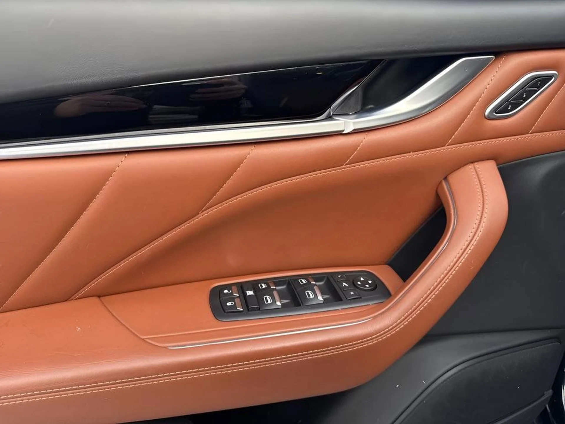 mph010_911051601_99e51030e4414f17804f461ae579d772_1b12a991d8