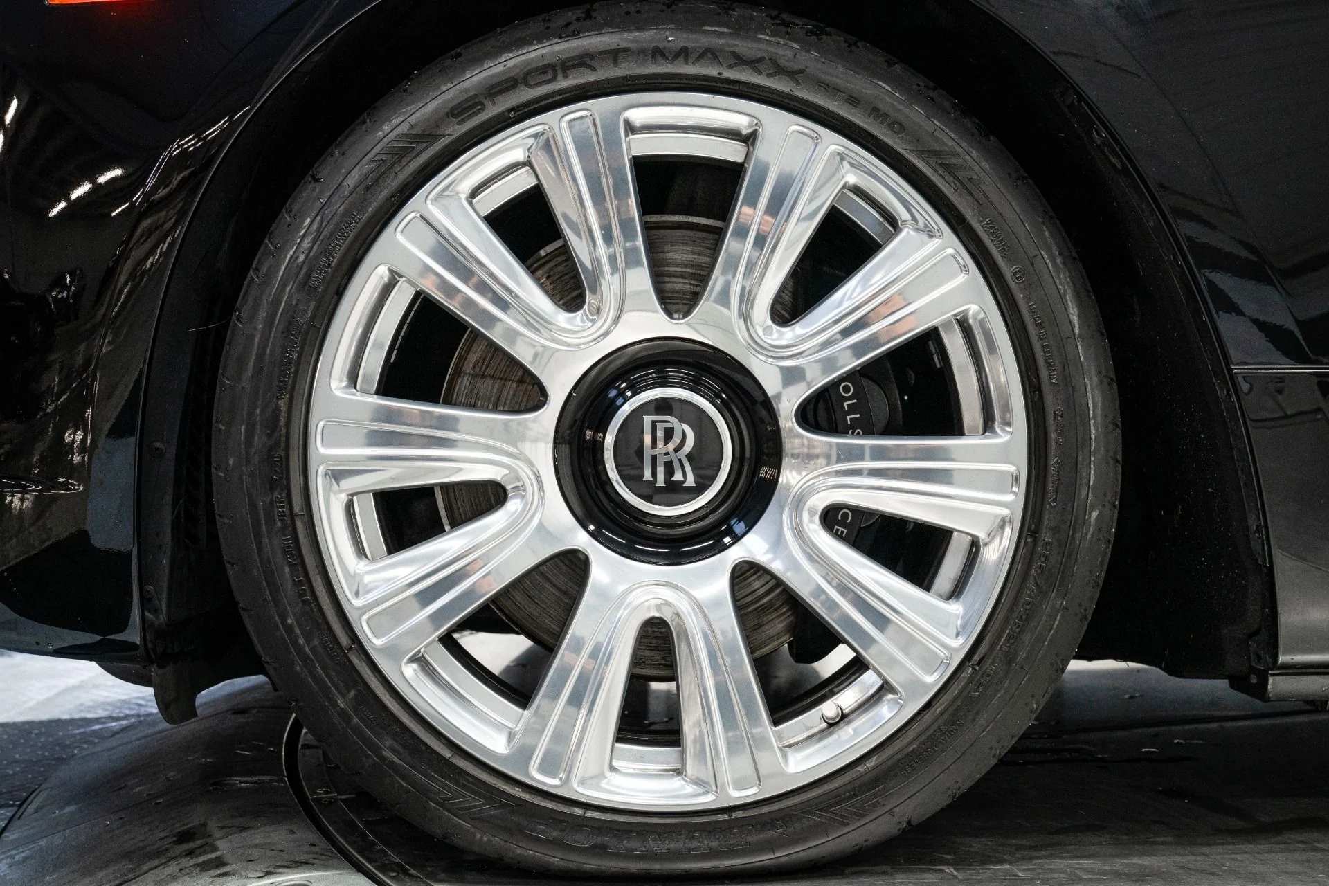 mph010_911722060_Used_2017_Rolls_Royce_Dawn_Full_Polish_Wheels_Contrast_Stitching_and_Piping_Low_Miles_1764715069_53d1e8d4bb