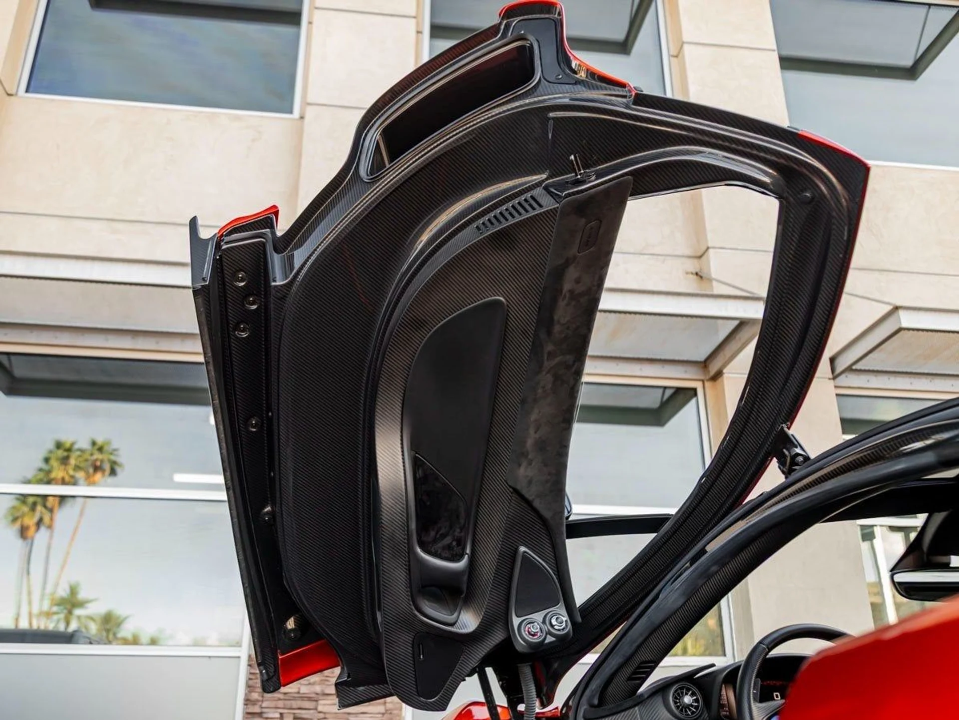 mph010_912081994_11_7cf8373eea