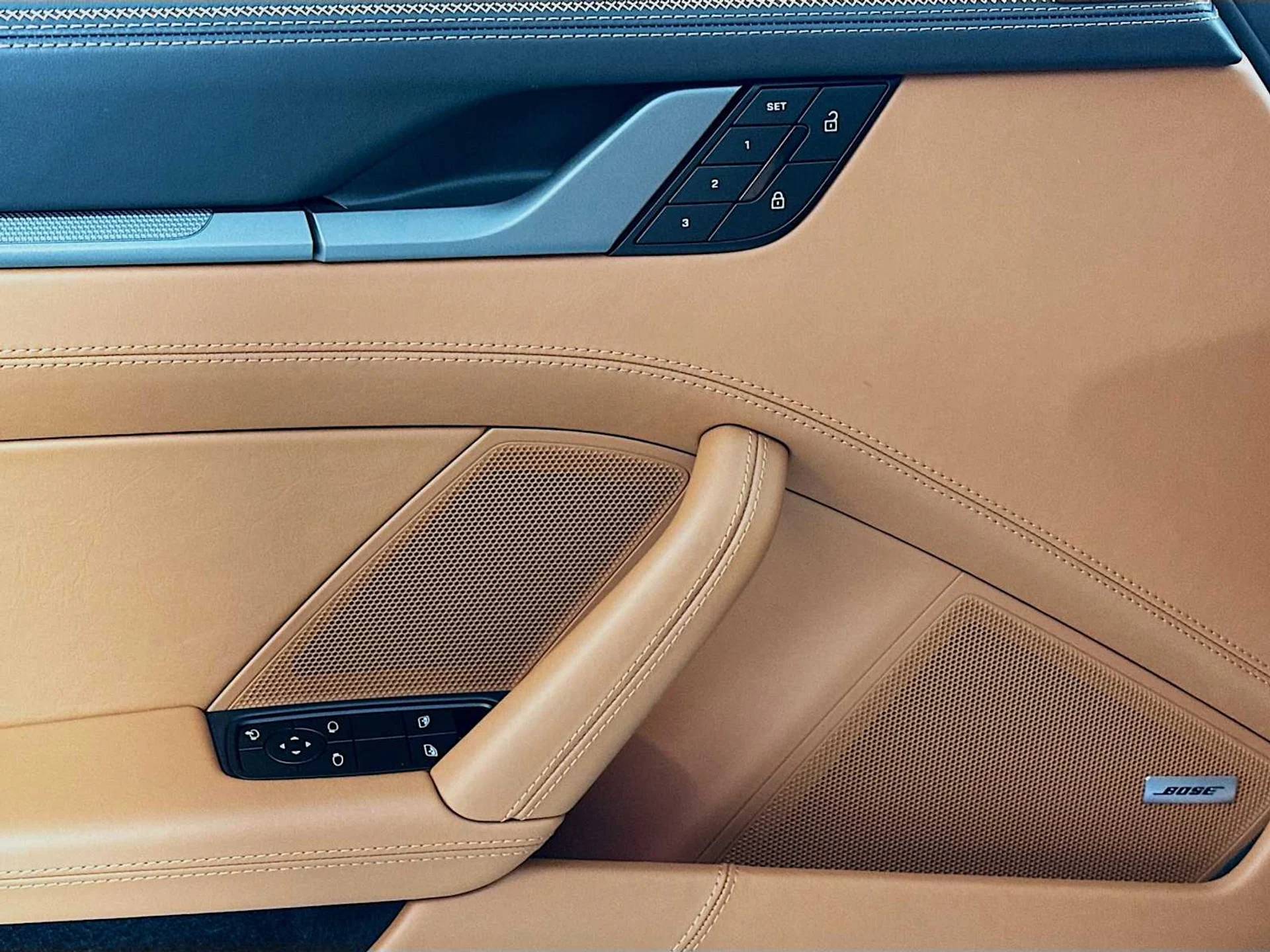 mph010_917128390_54a906d4cc5e32245666611ce46f1100_3b52c820b6