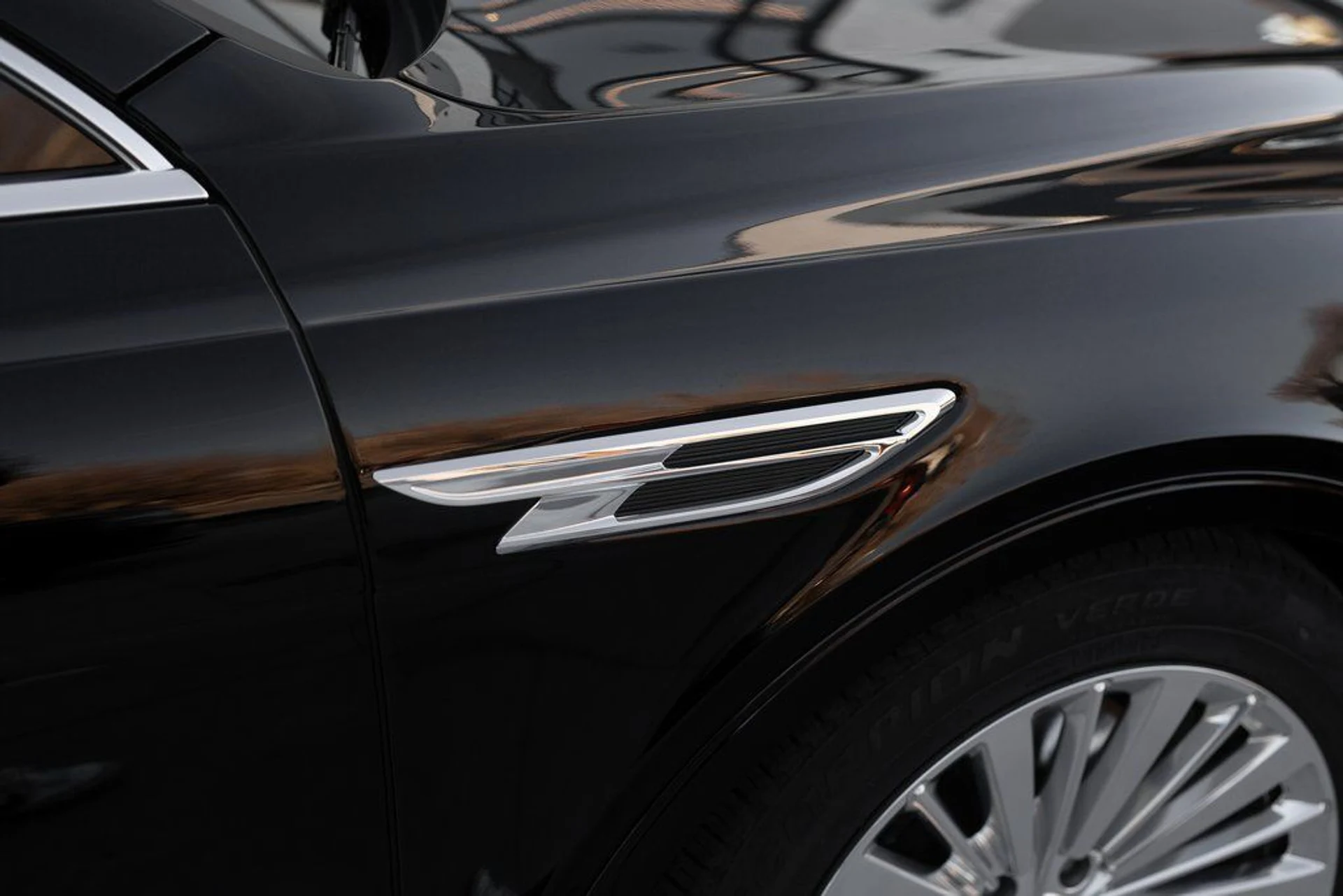 mph010_922174993_2e4a770e714022d7ab3dcea27d375f22x_d2f0f83fc6