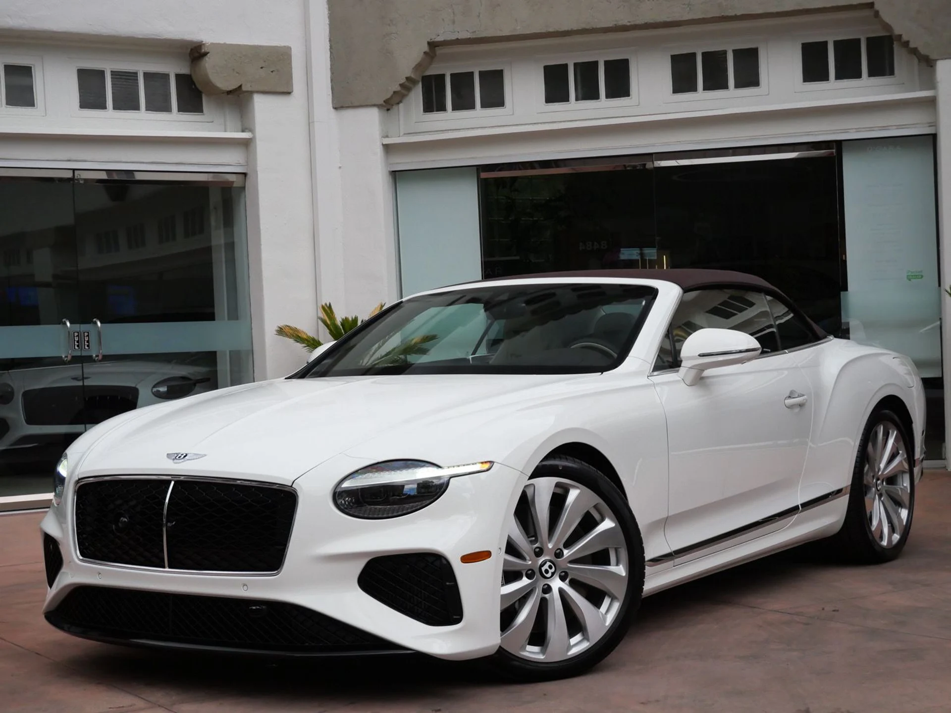 mph010_931899411_045e5f34e588c88ba51a26b942a4a39cx_3de3ec6db8