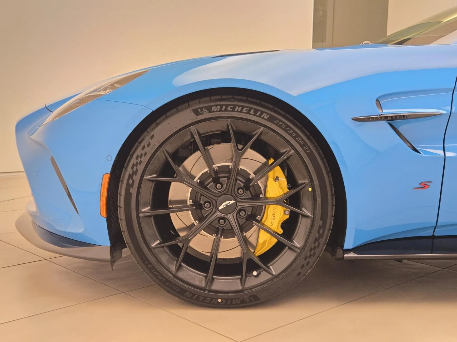 mph010_937114669_New_2026_Aston_Martin_Vantage_S_1791609349_4818514e7e