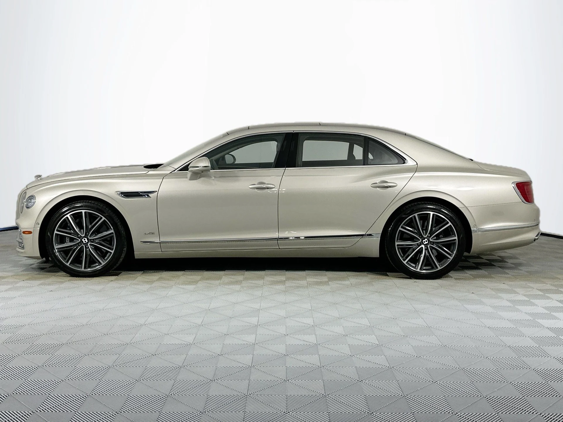 mph010_93764637_11_db9affcb06