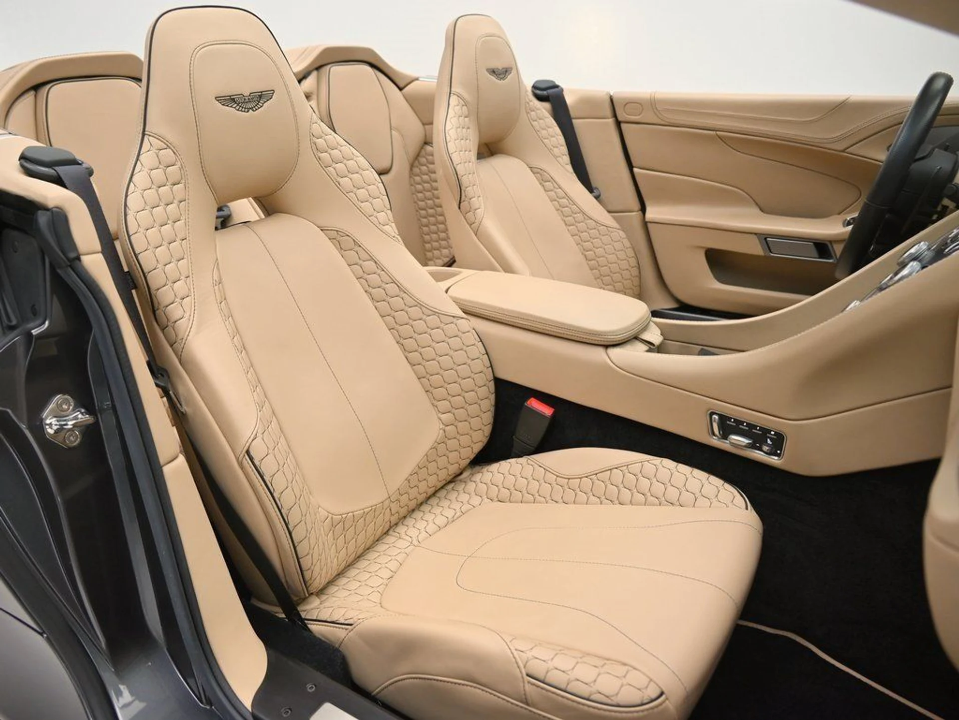 mph010_938403642_d96976aee43cc9357530cfaa61419e32_af5f9f092d