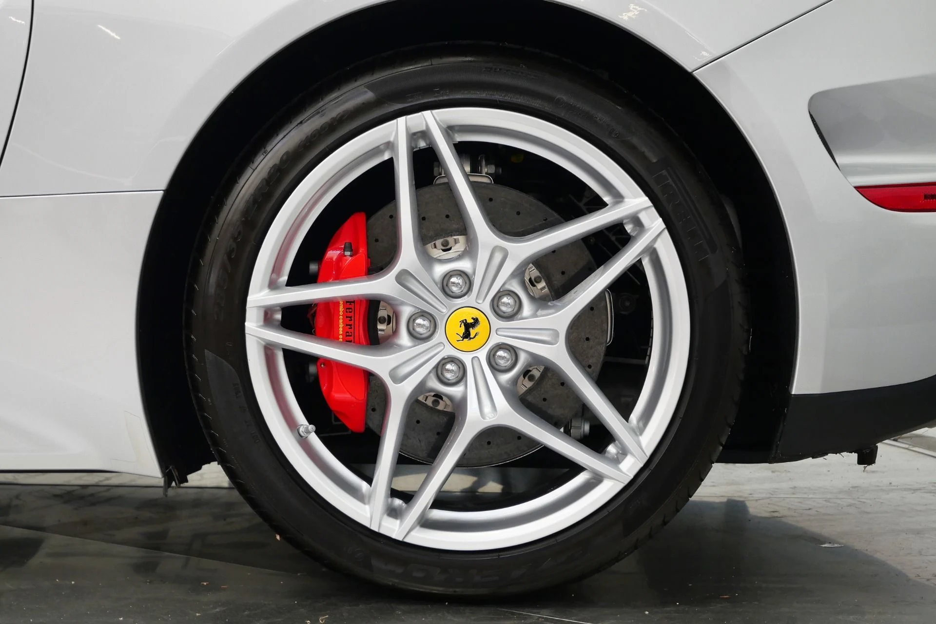 mph010_950998956_Used_2017_Ferrari_California_T_Extremely_Low_Miles_Ventilated_Seats_Beautiful_1776794649_86a3415c7b