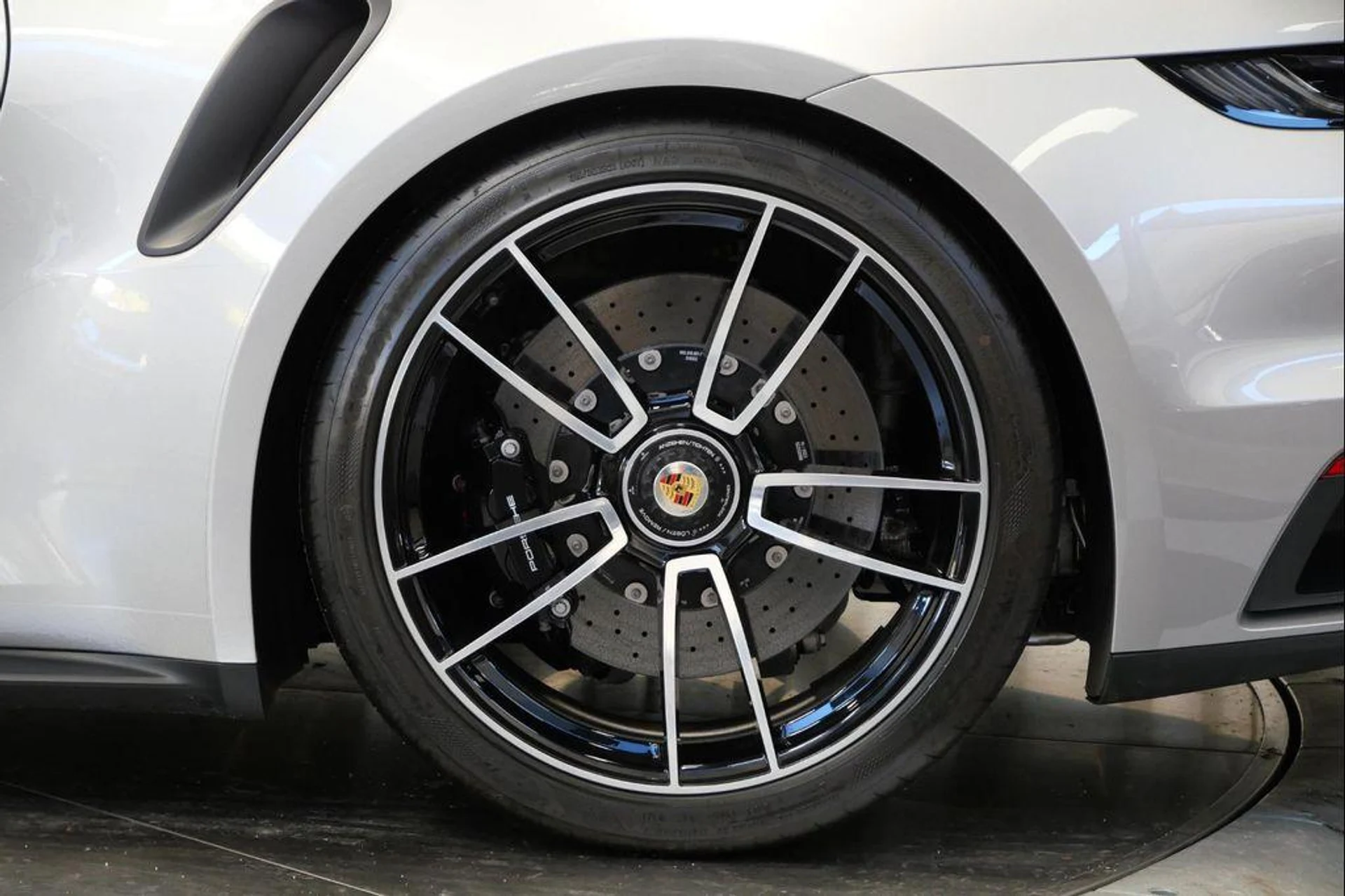 mph010_952322864_r9_A5fexs_ZMH_5kz_H_Bet0_Lsu_F_Ikk_A_1edd2f27f8