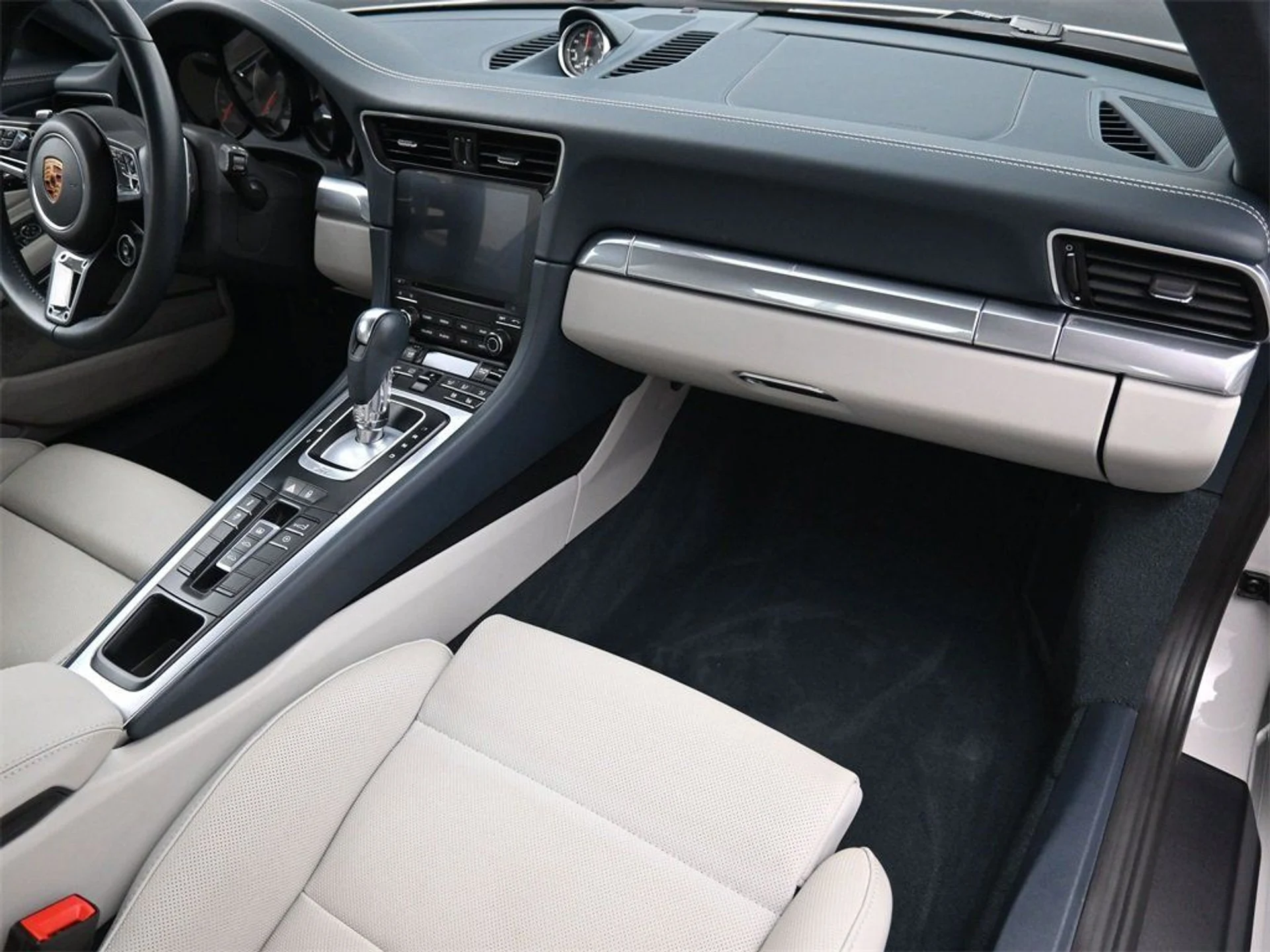 mph010_952856154_5c1ec0c4b36ca97f37938b6a9301f0d4_2274f40fb1