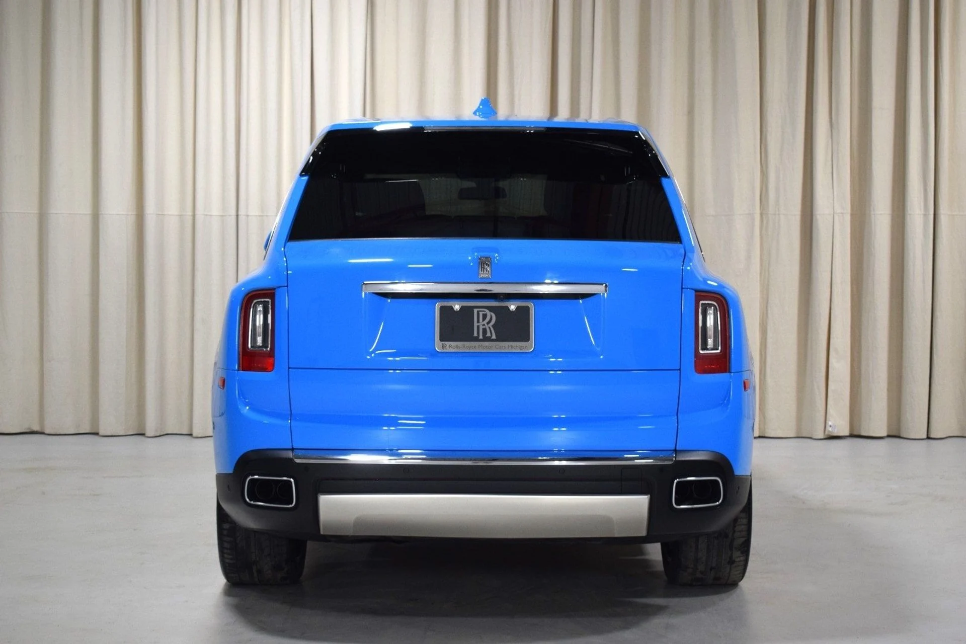 mph010_962759502_77059e593fd6f26a62ba0aca98372c08x_84a8c38fa4